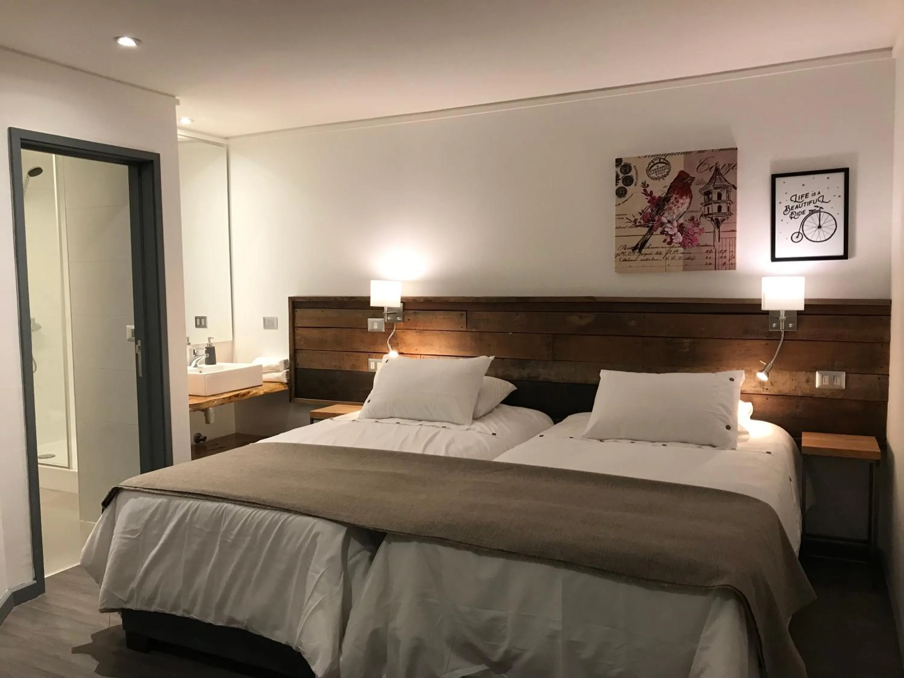 Fresia Suite