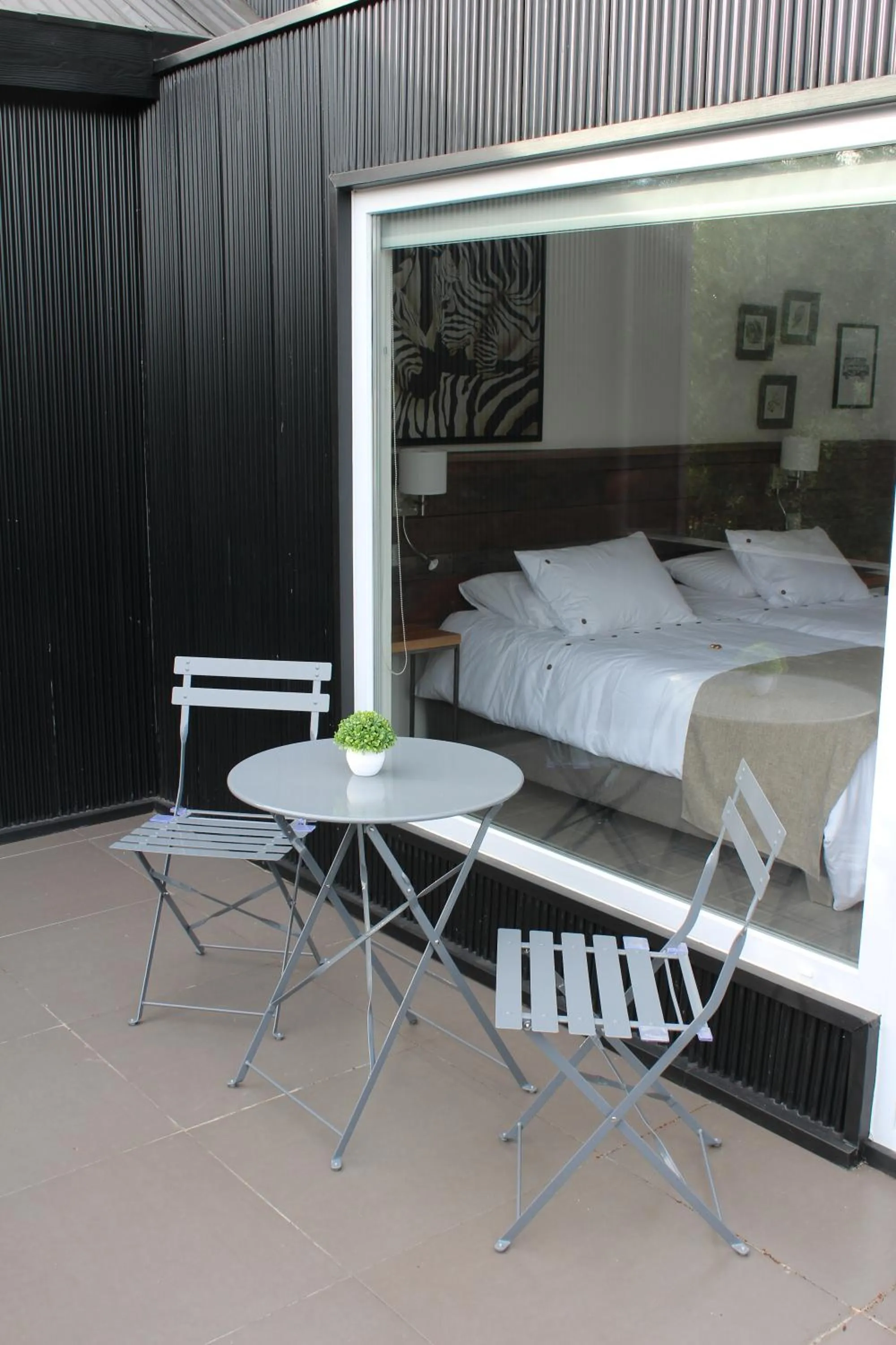 Fresia Suite