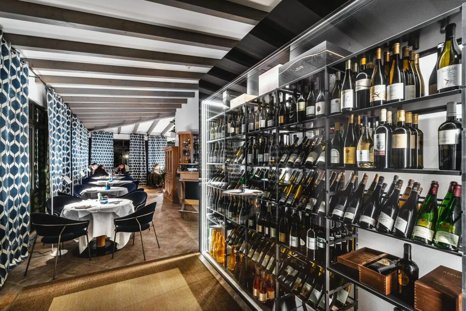 Lounge or bar in Anett hotel