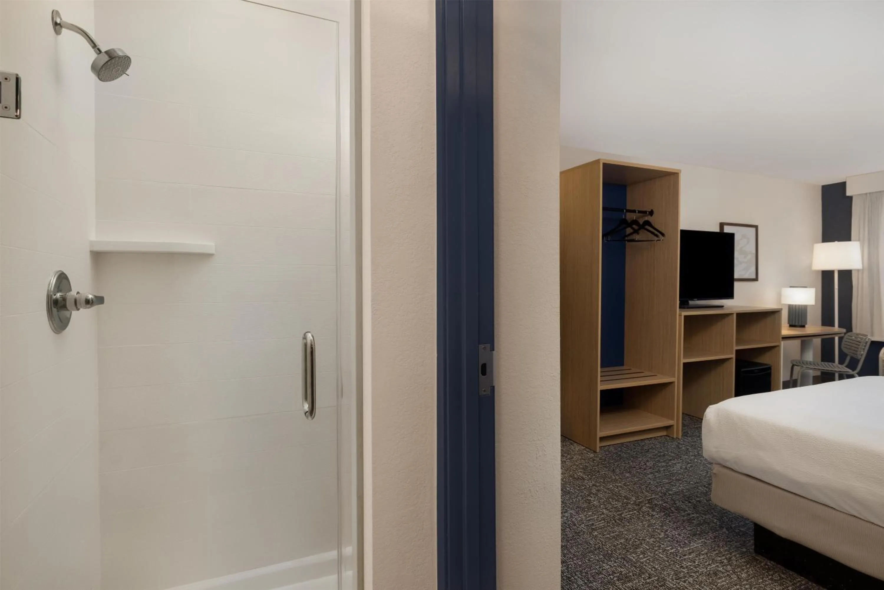 Bathroom, Bed in Spark by Hilton El Paso University