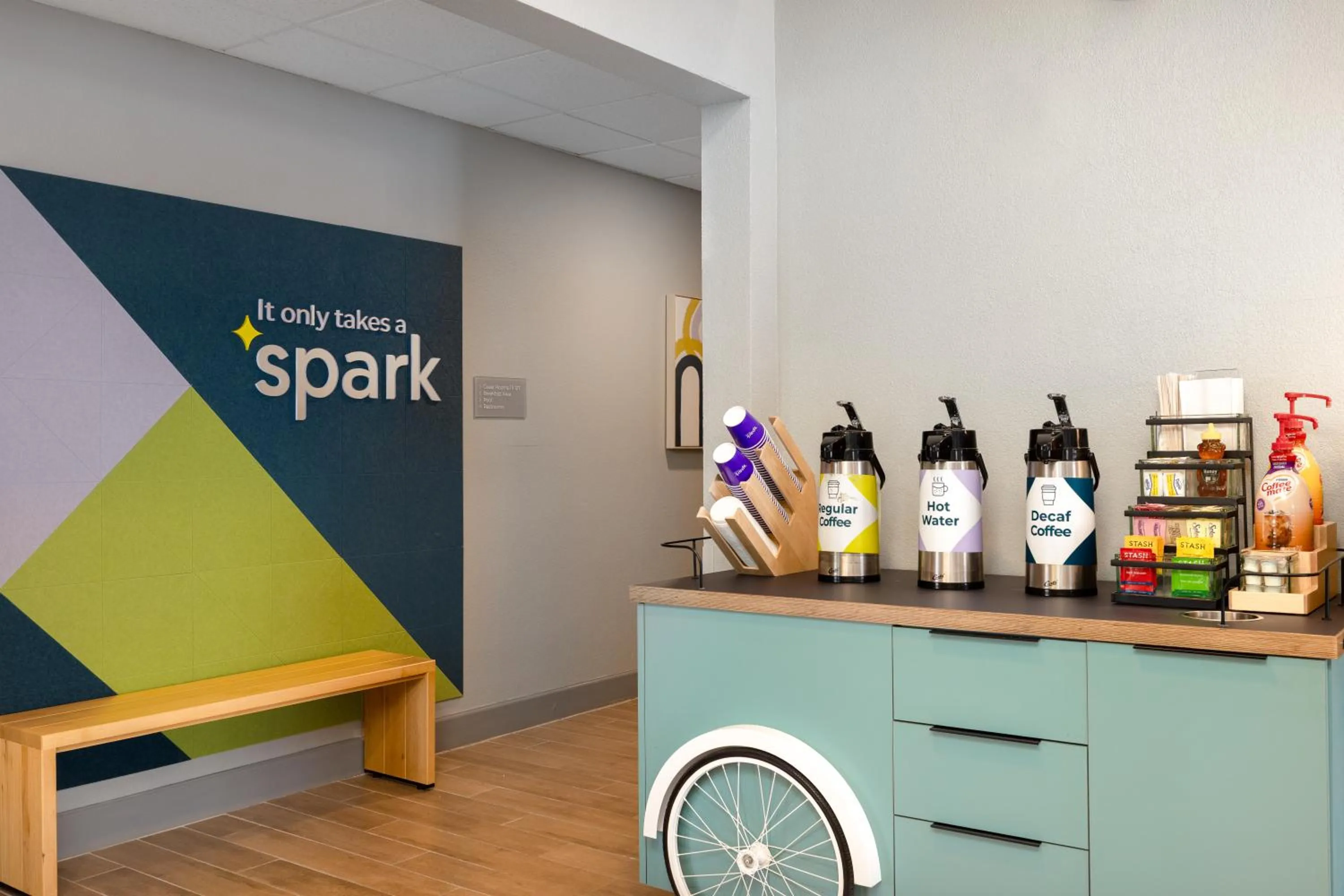 Coffee/tea facilities in Spark by Hilton El Paso University