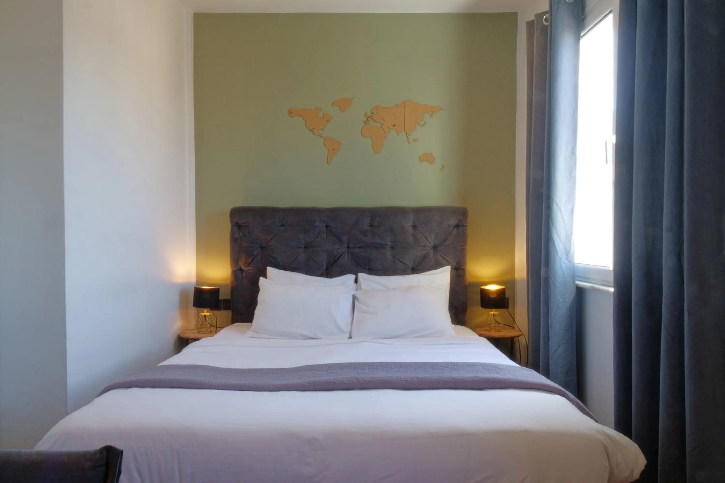 Bed in The Athens Version Luxury Suites