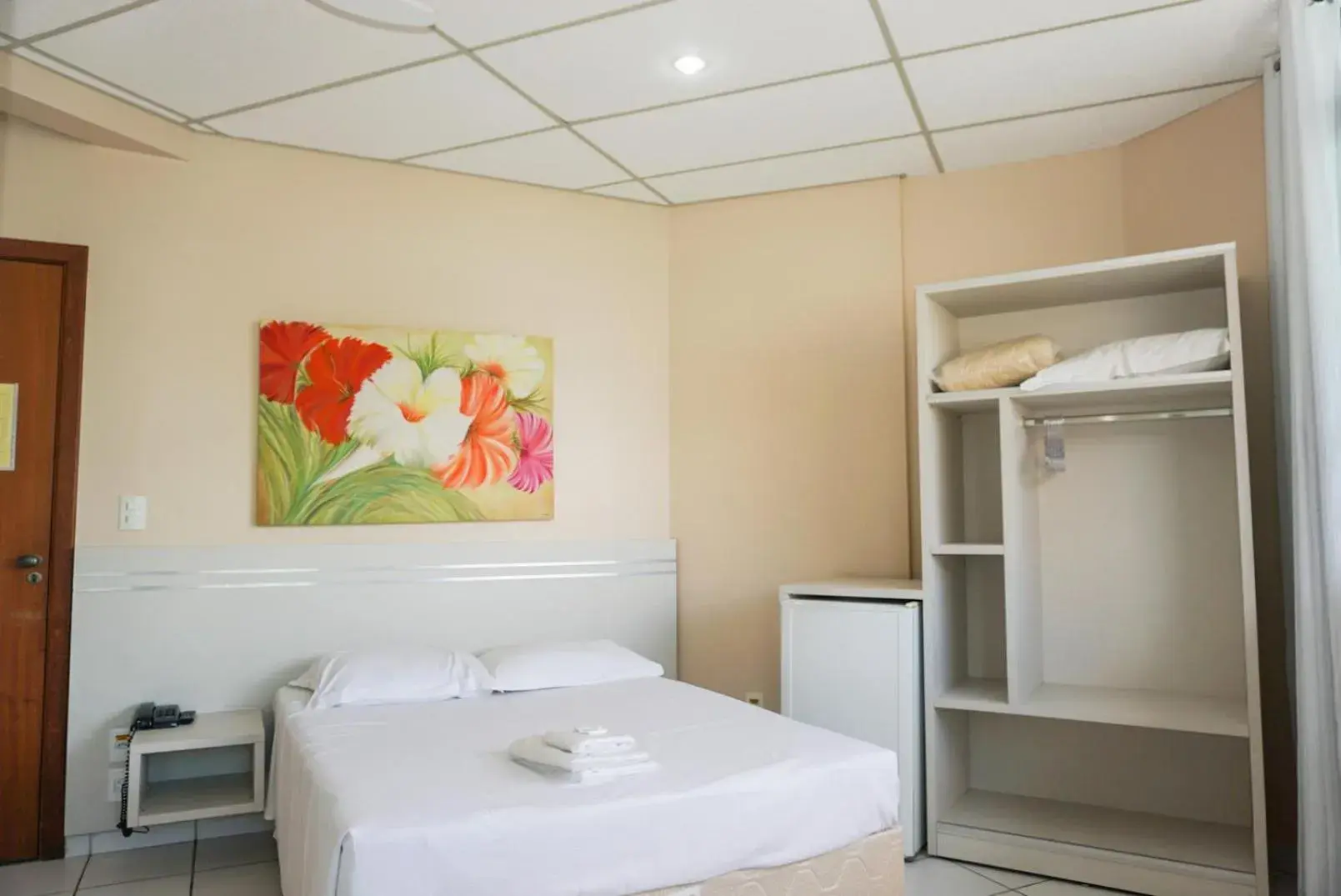 Standard Triple Room - single occupancy in Lord Hotel Camburi Standard Triple Room - single occupancy in Lord Hotel Camburi