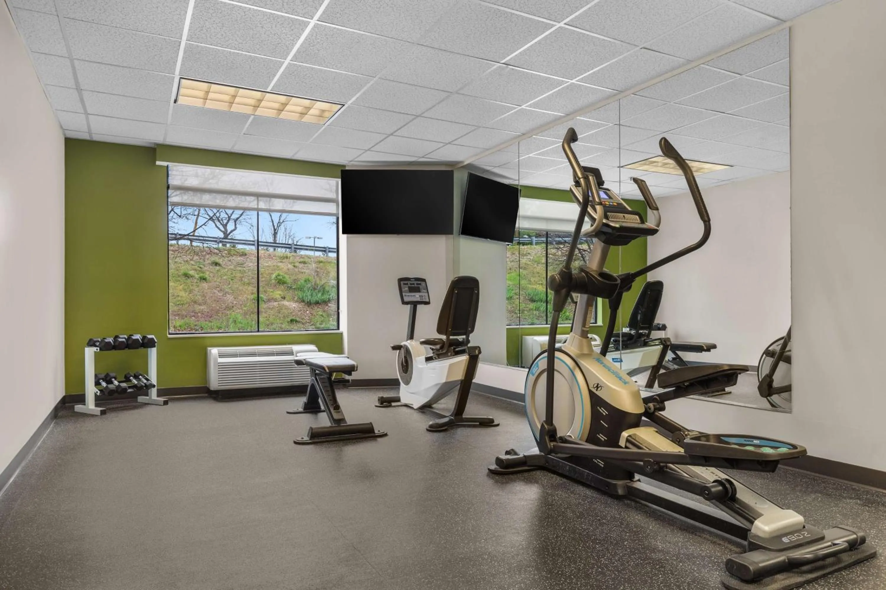 Fitness centre/facilities in Spark By Hilton Winchester