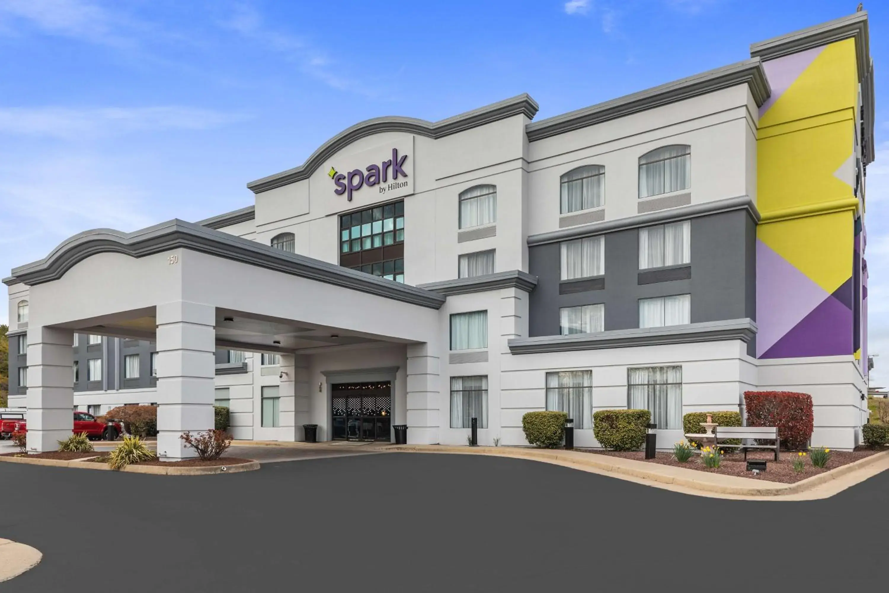 Property building in Spark By Hilton Winchester Property building in Spark By Hilton Winchester