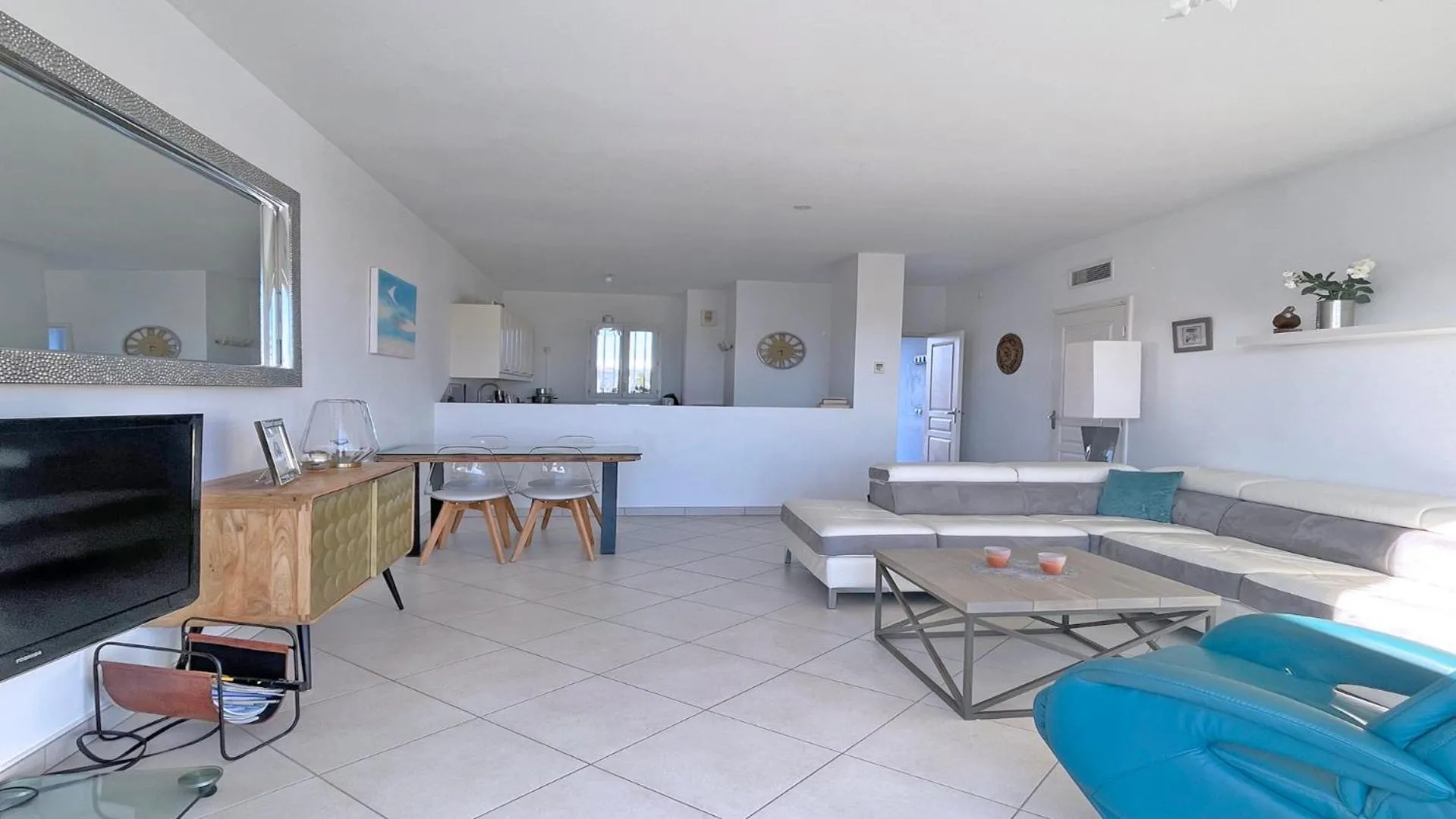 Living room in Les Terrasses de la Croisette