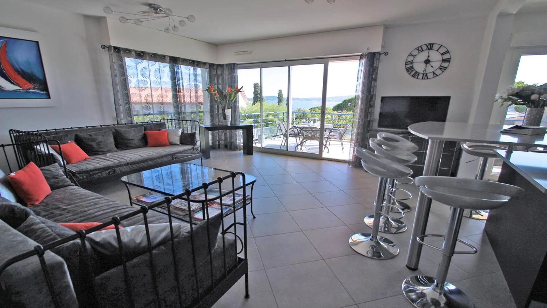 Living room in Les Terrasses de la Croisette