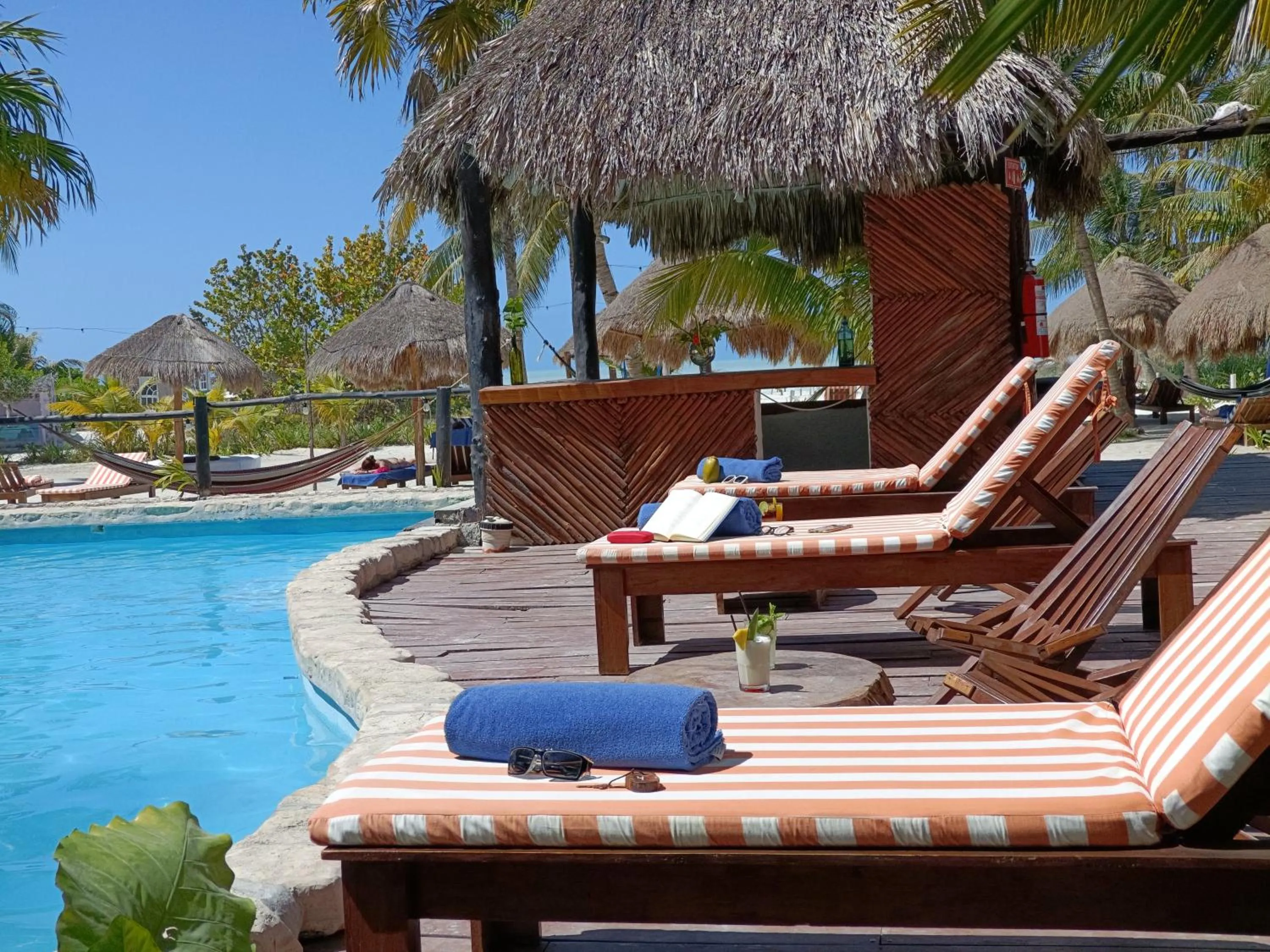 Pool view in Holbox by Xaloc