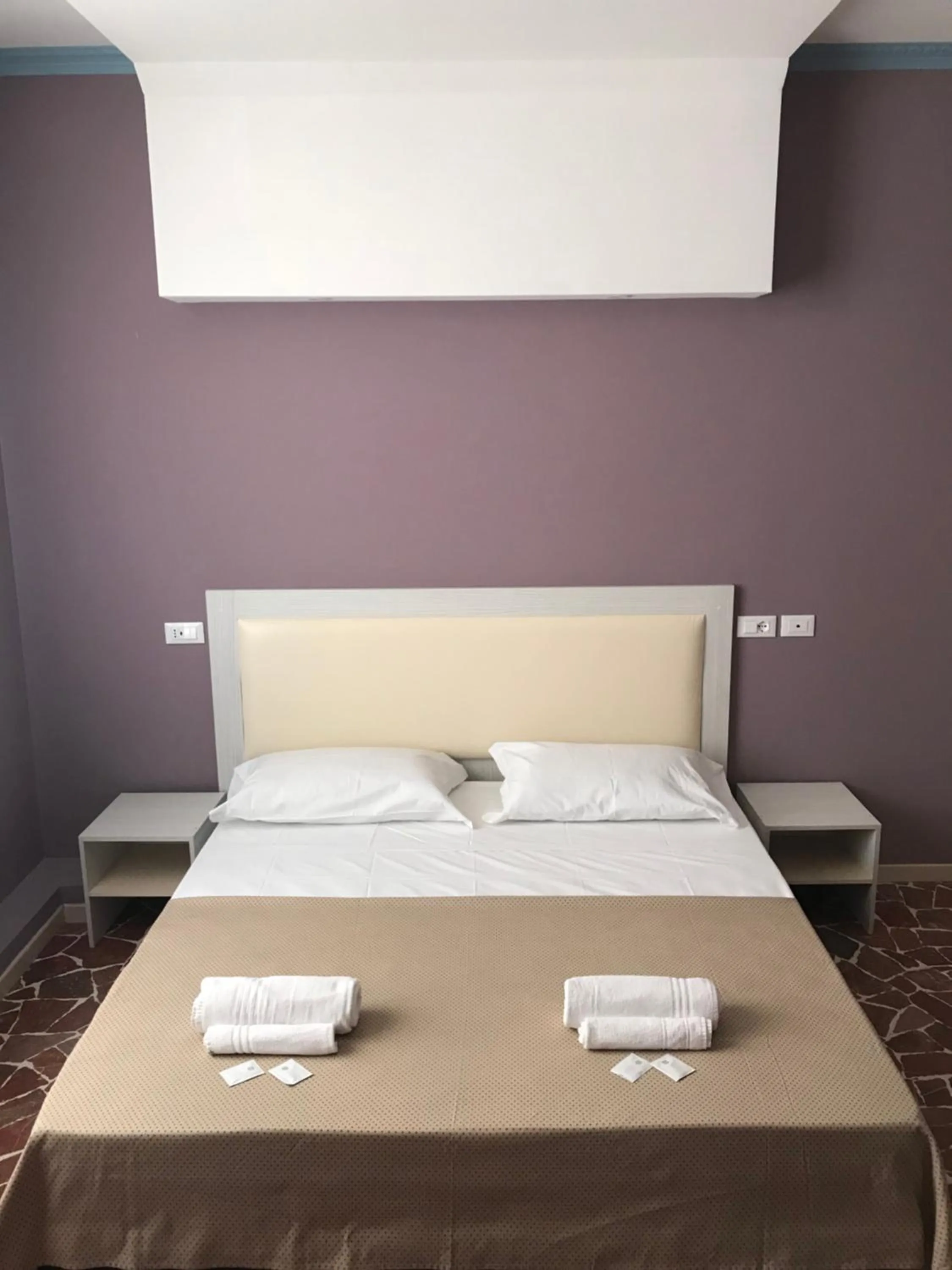 Decorative detail, Bed in Hotel Paganini