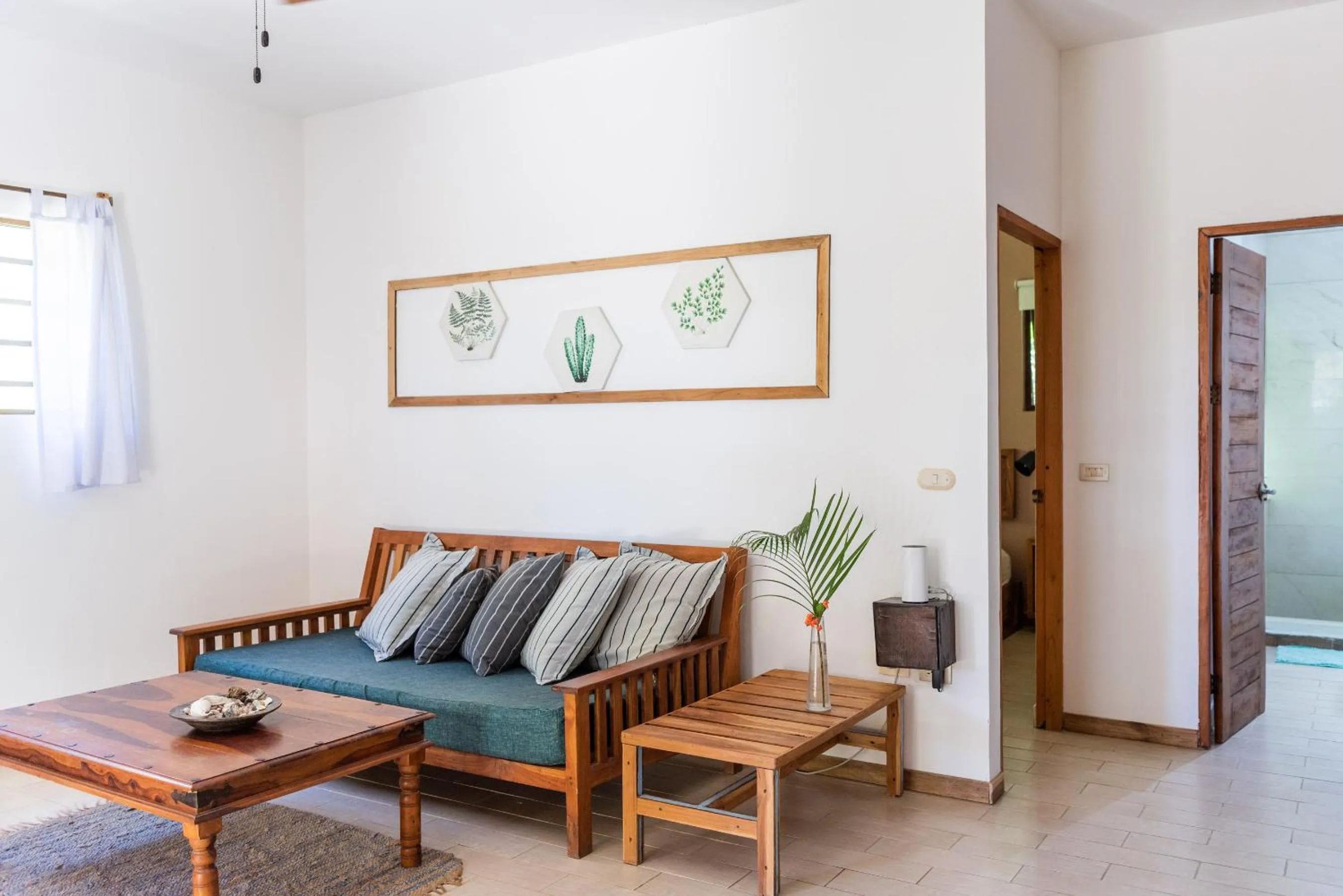 Nautilus Surf & Yoga Villas Santa Teresa