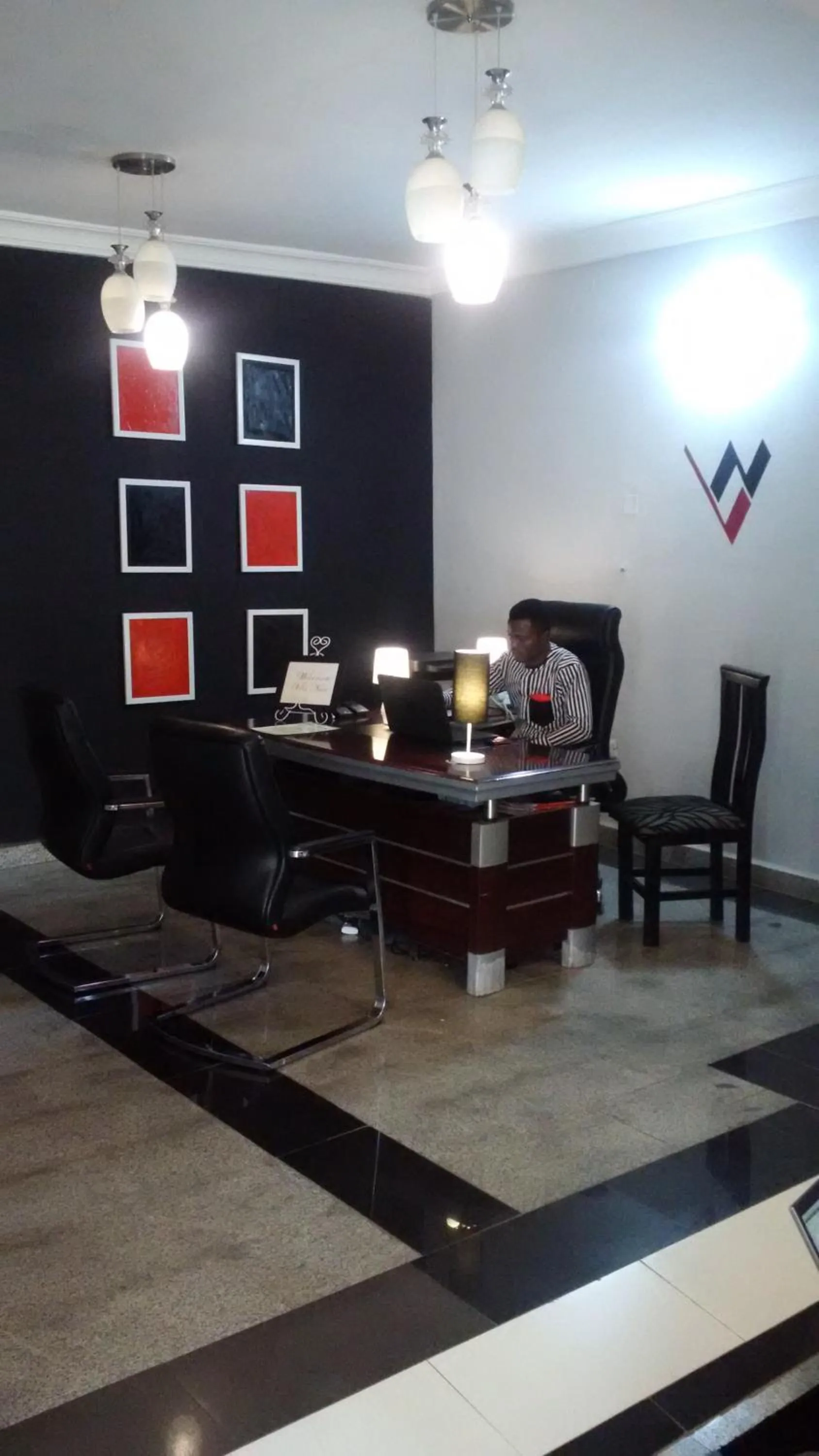 Villa Nuee Hotel & Suites Utako, Abuja