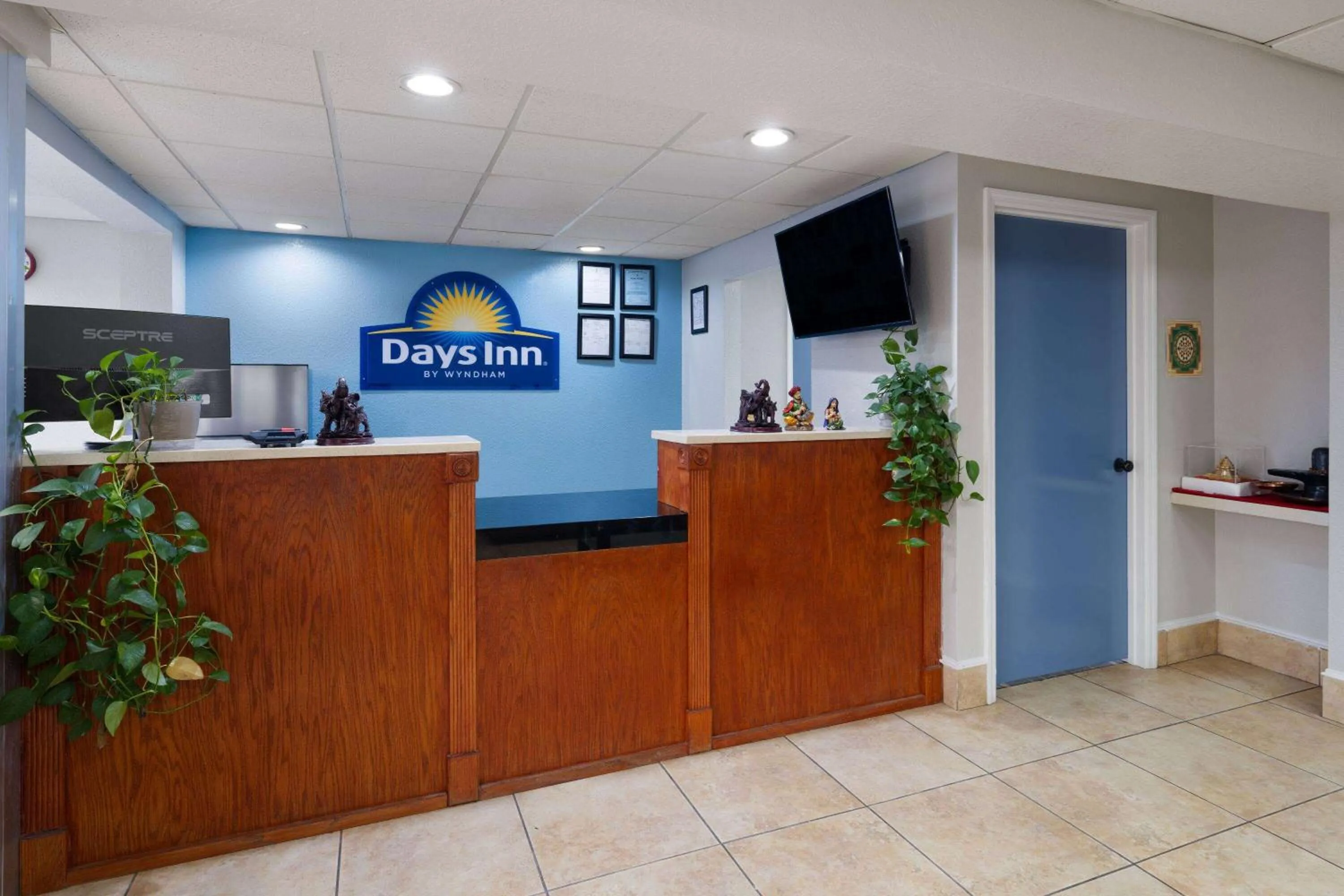 Lobby or reception in Days-Inn by Wyndham Montgomery I-85