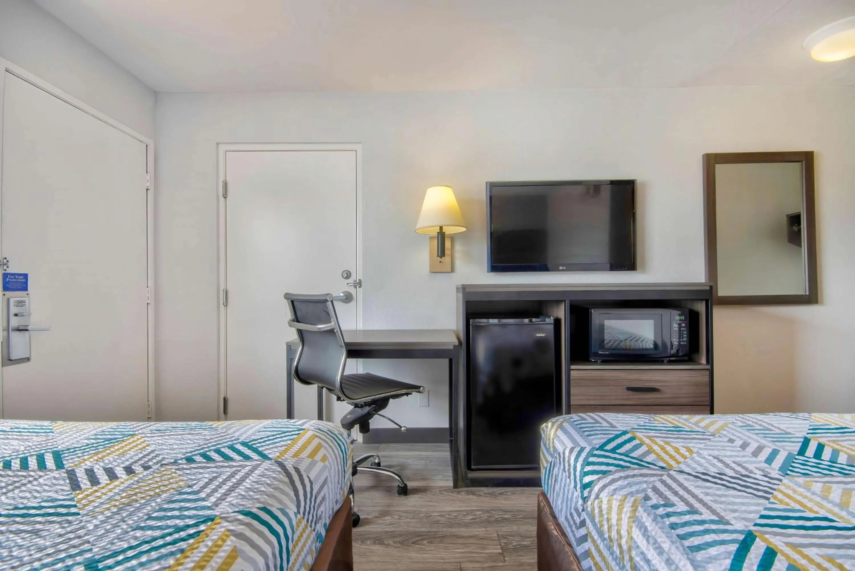 Bedroom, Bed in Motel 6 Jonesboro