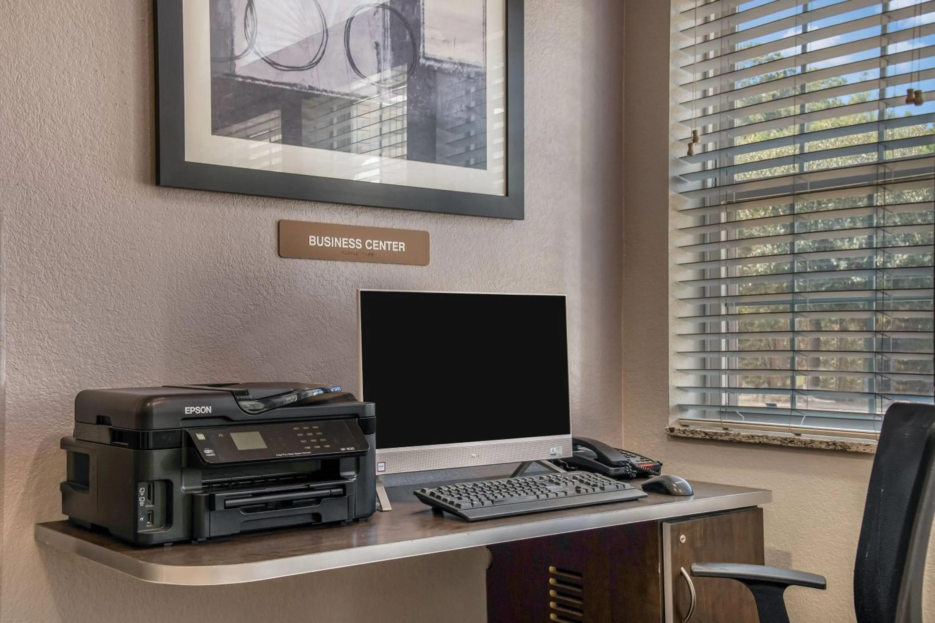 Business facilities in Microtel Inn & Suites by Wyndham Pearl River/Slidell