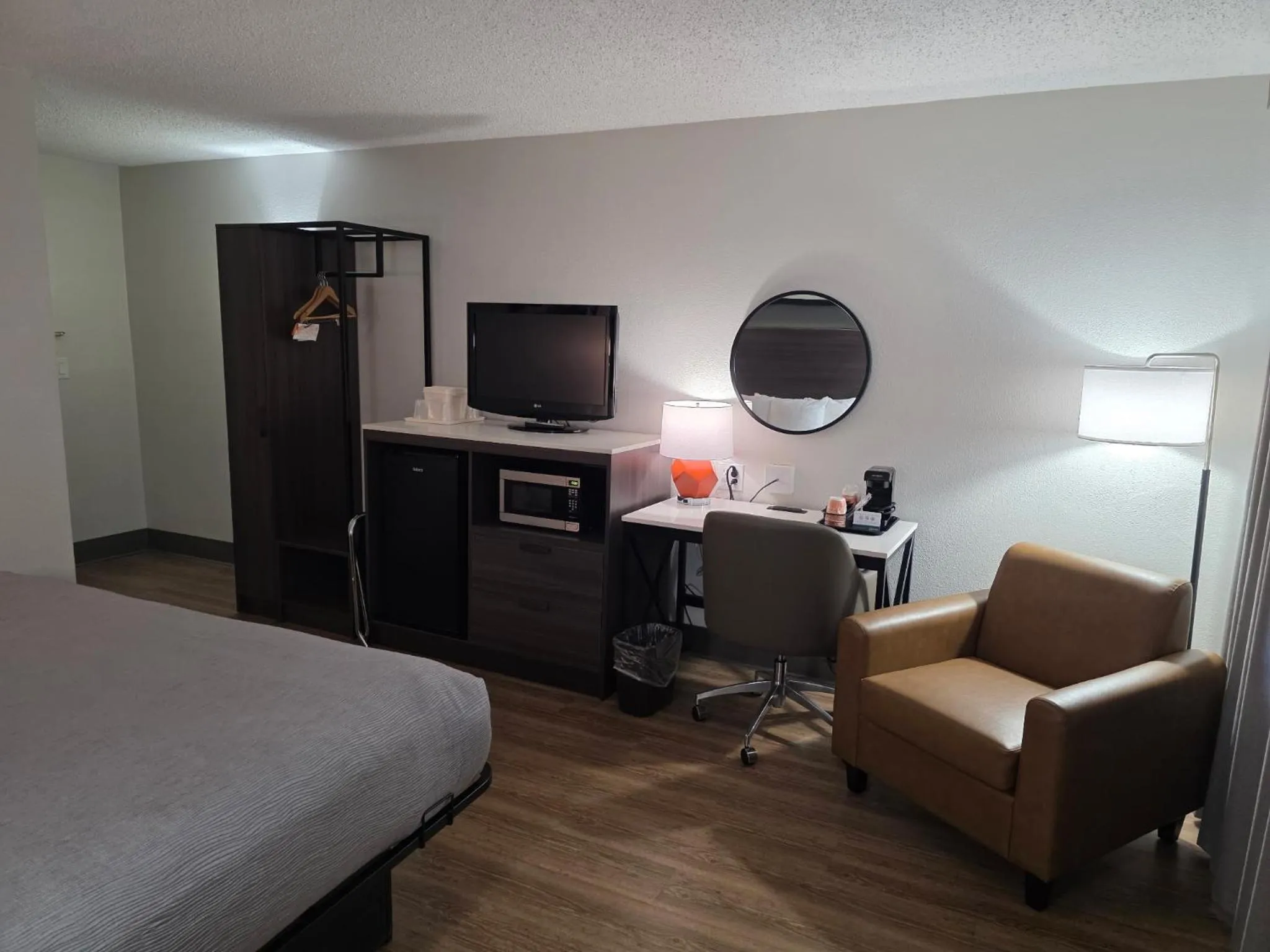 Bed in Quality Inn Winchester