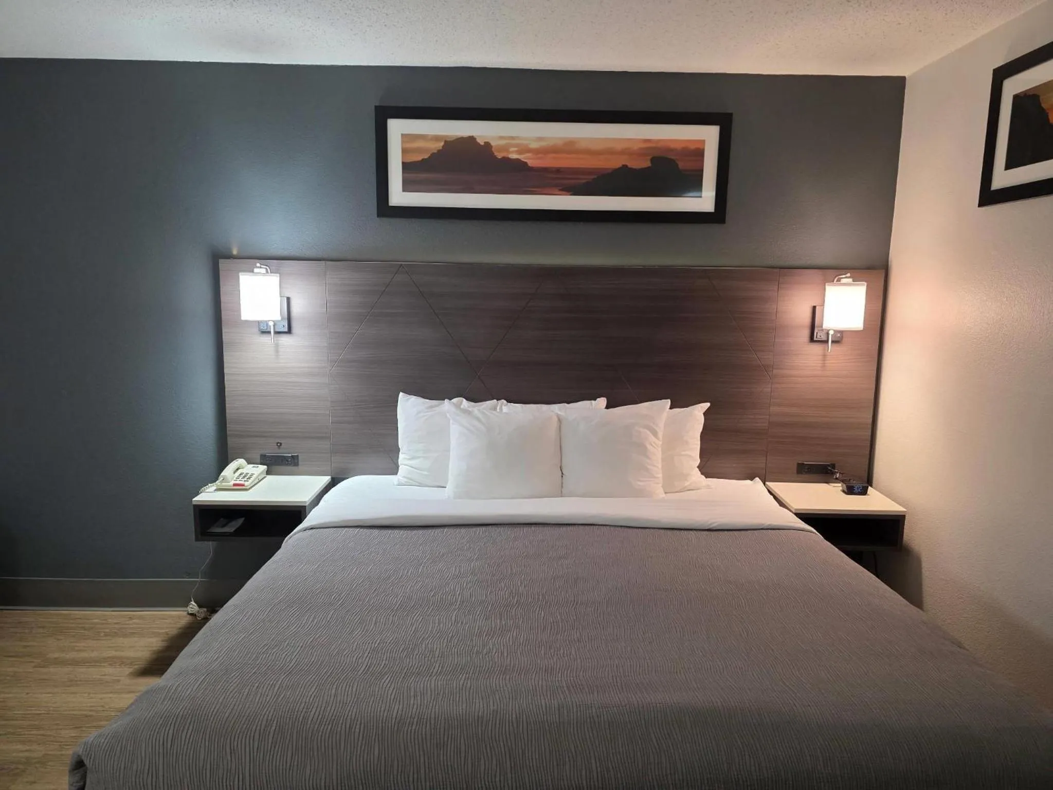 Bedroom, Bed in Quality Inn Winchester