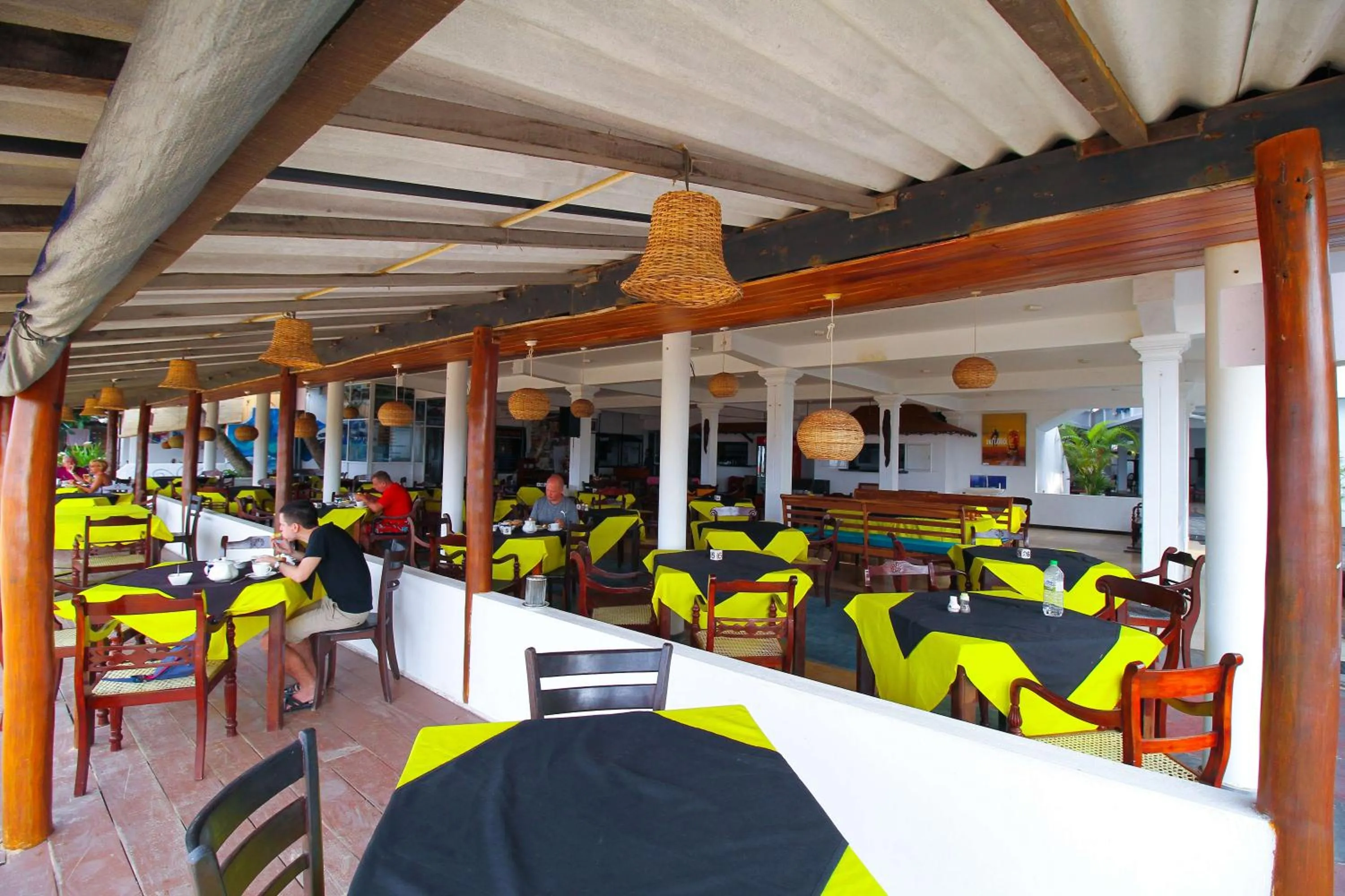 Restaurant/places to eat in Ritas Hotel