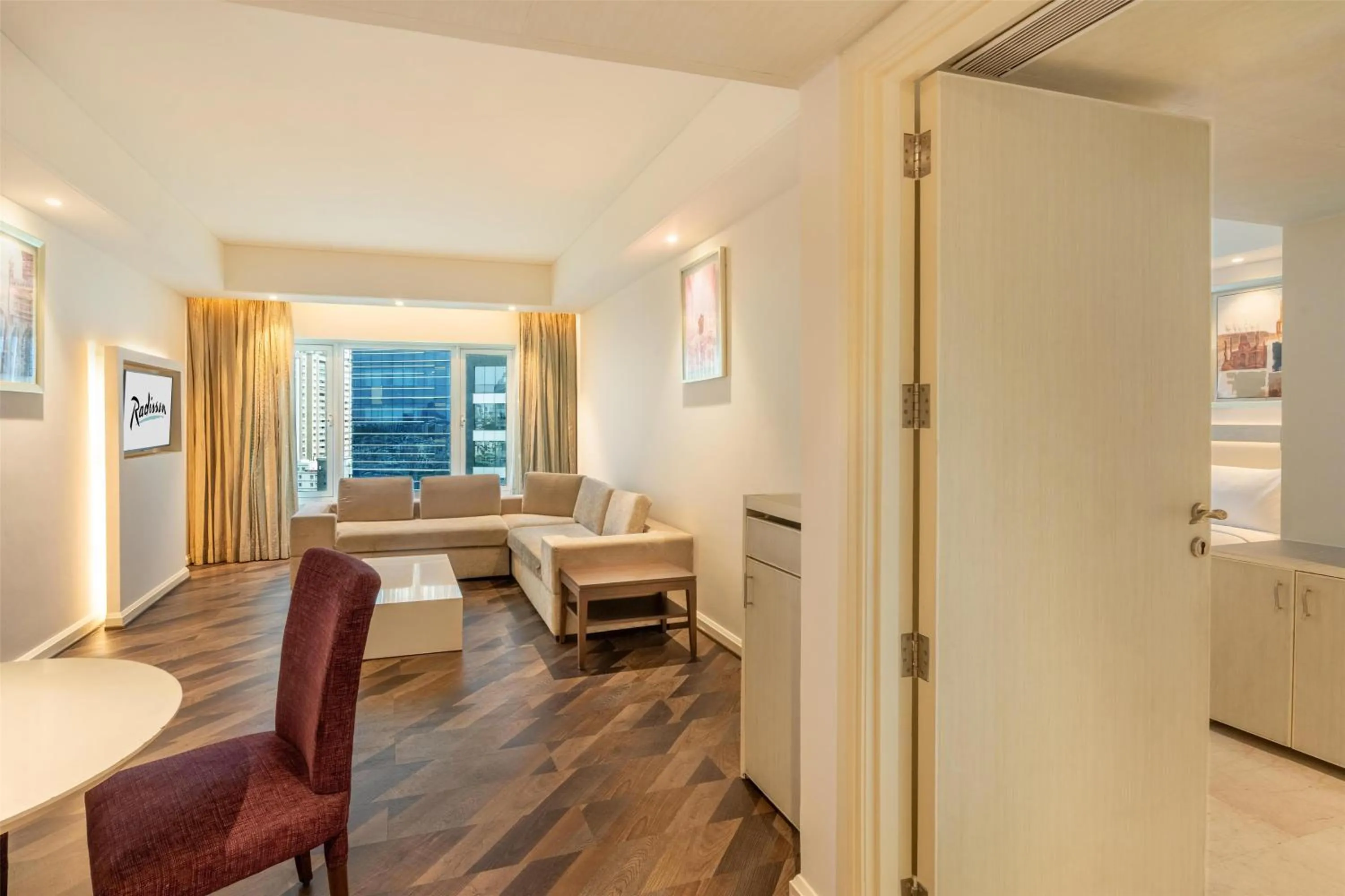 Photo of the whole room in Radisson Hyderabad Hitec City