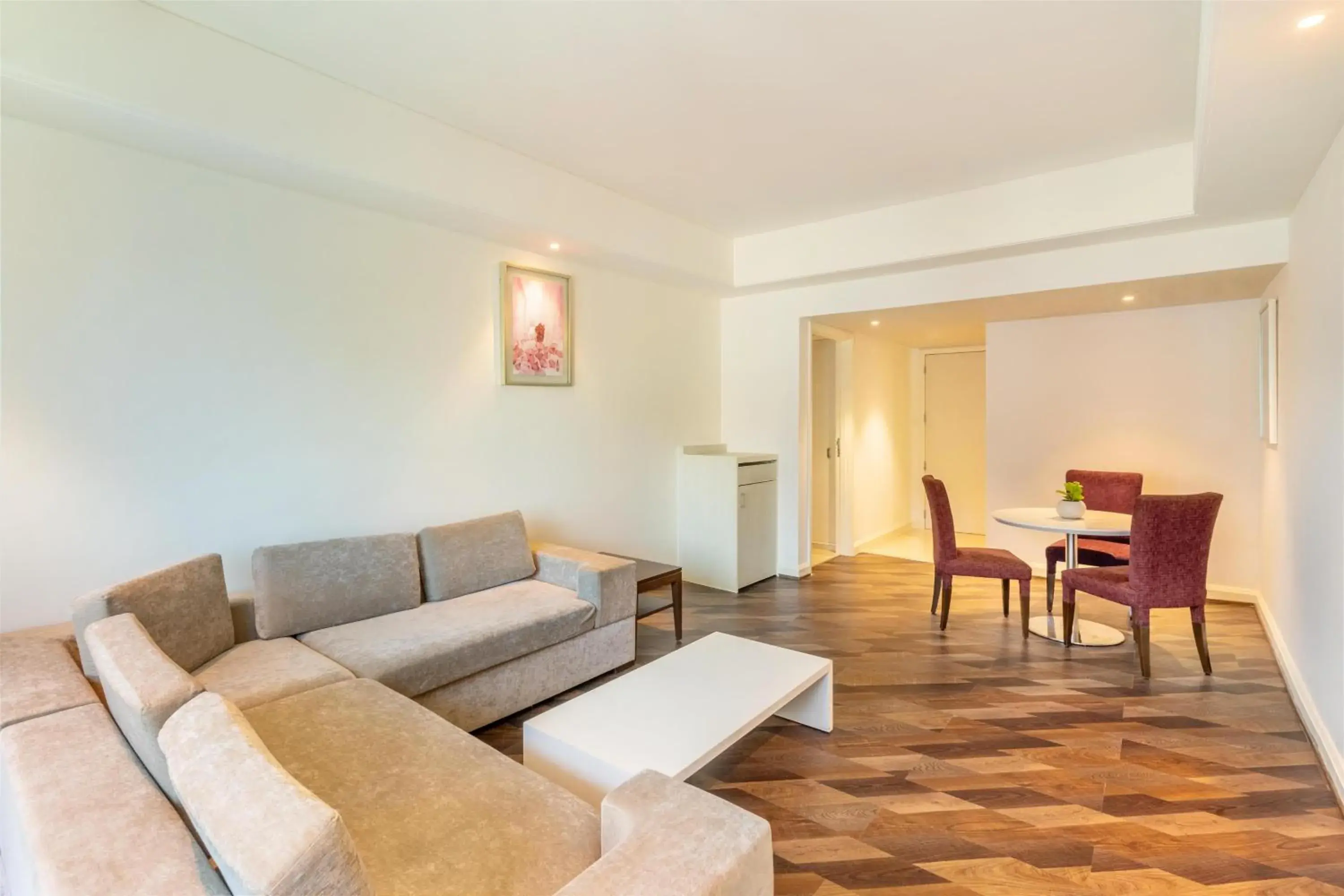 Executive Suite in Radisson Hyderabad Hitec City Executive Suite in Radisson Hyderabad Hitec City