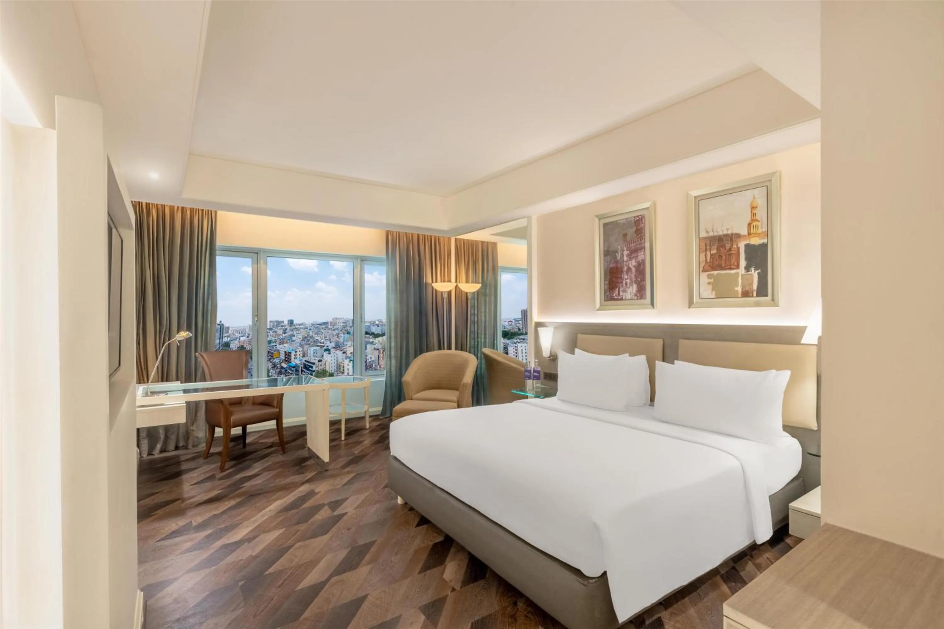 Photo of the whole room, Bed in Radisson Hyderabad Hitec City