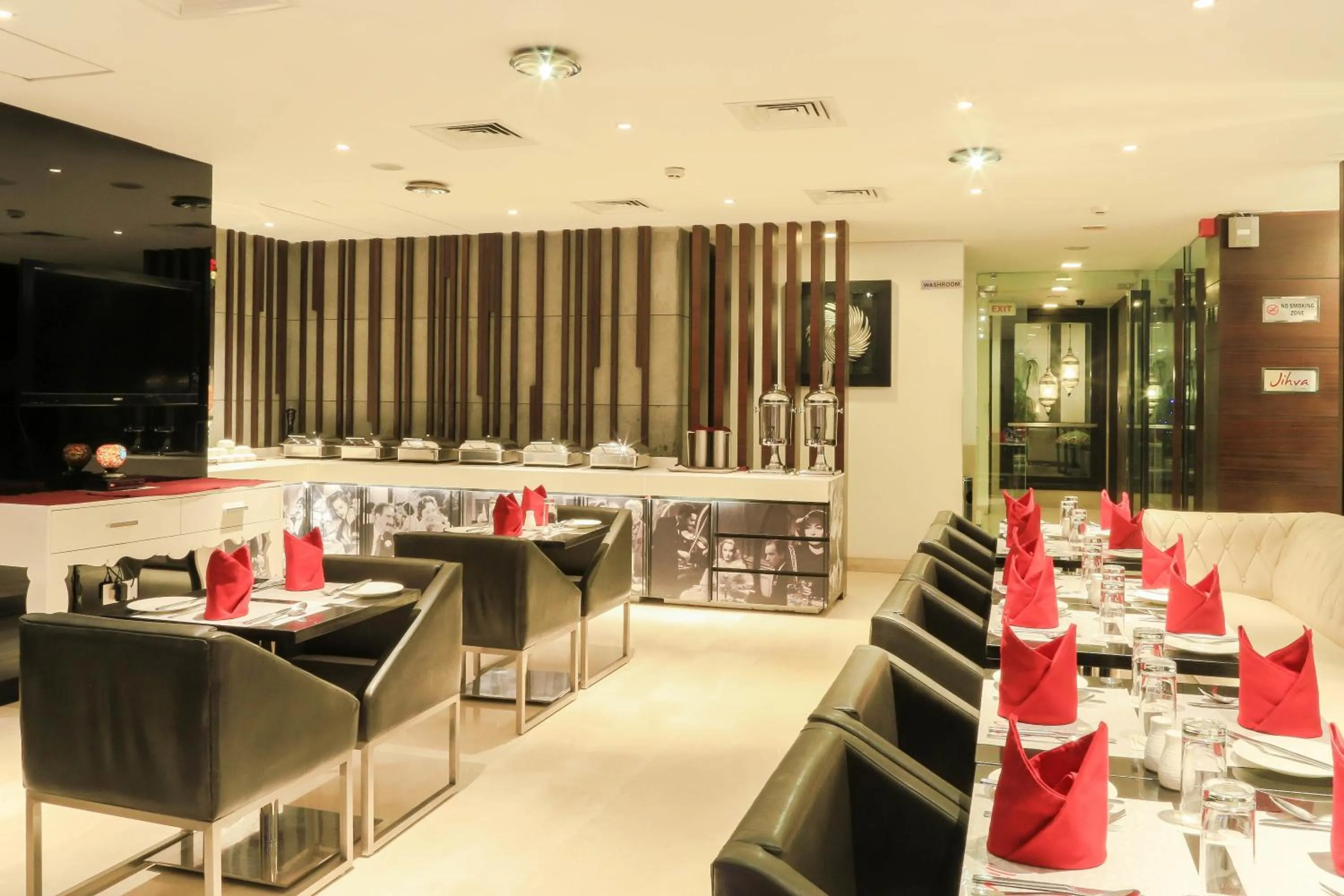 Lounge or bar in The Nanee Suites