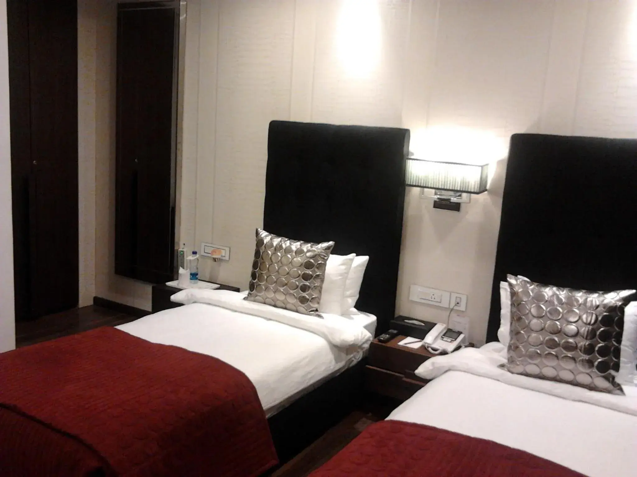 Bedroom, Bed in The Nanee Suites Bedroom, Bed in The Nanee Suites