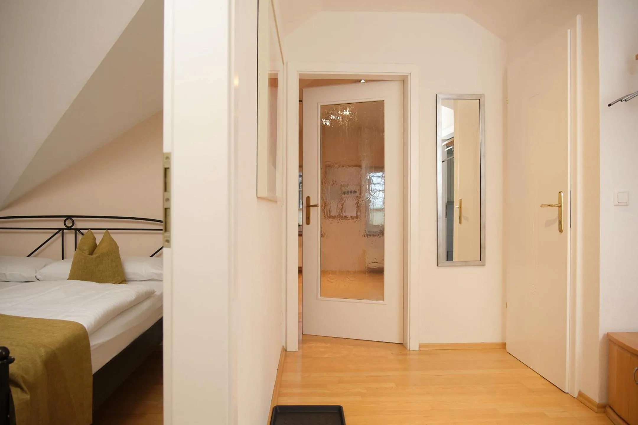 Facade/entrance, Bed in Sauerweingut