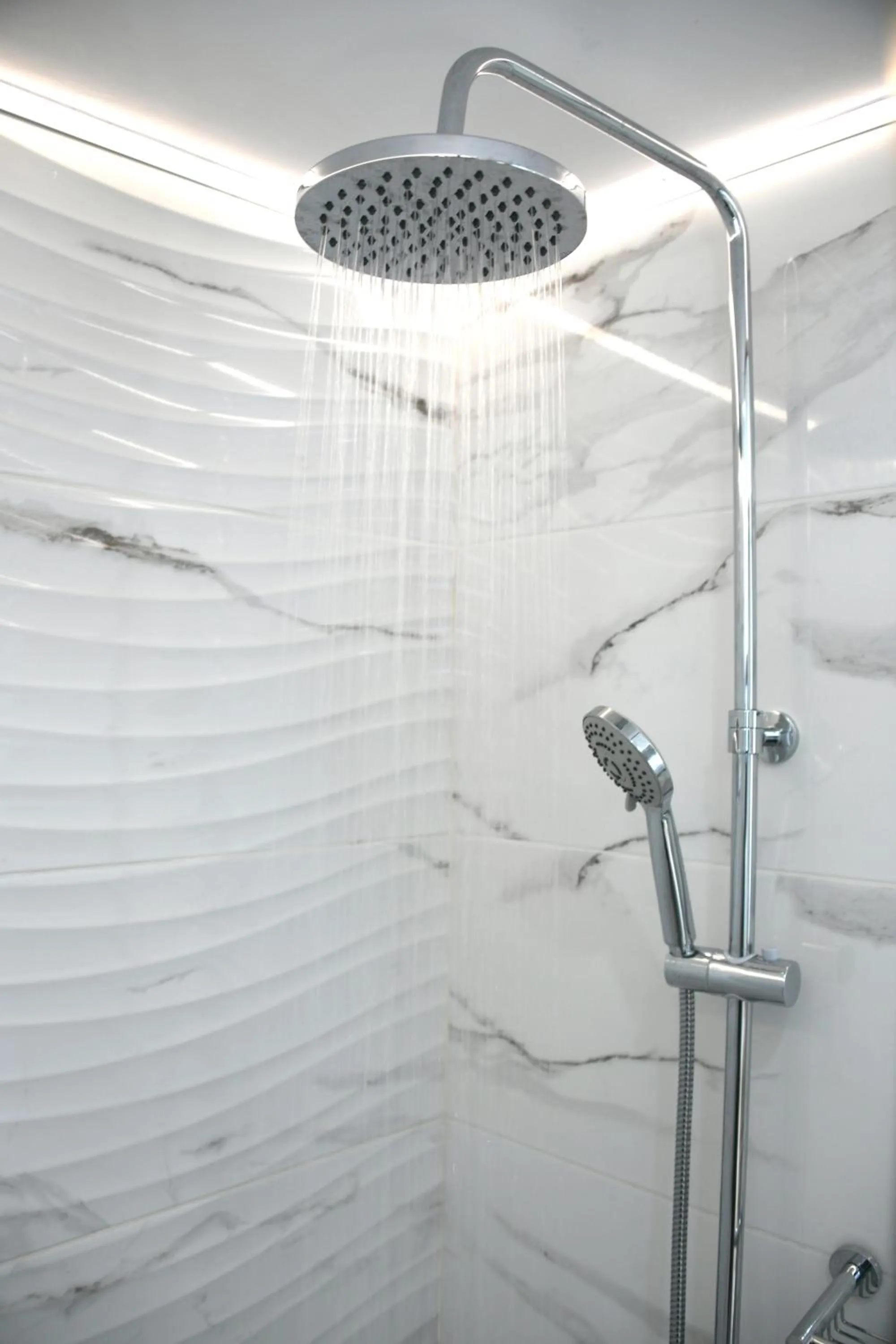 Shower in Klinakis Beach Hotel