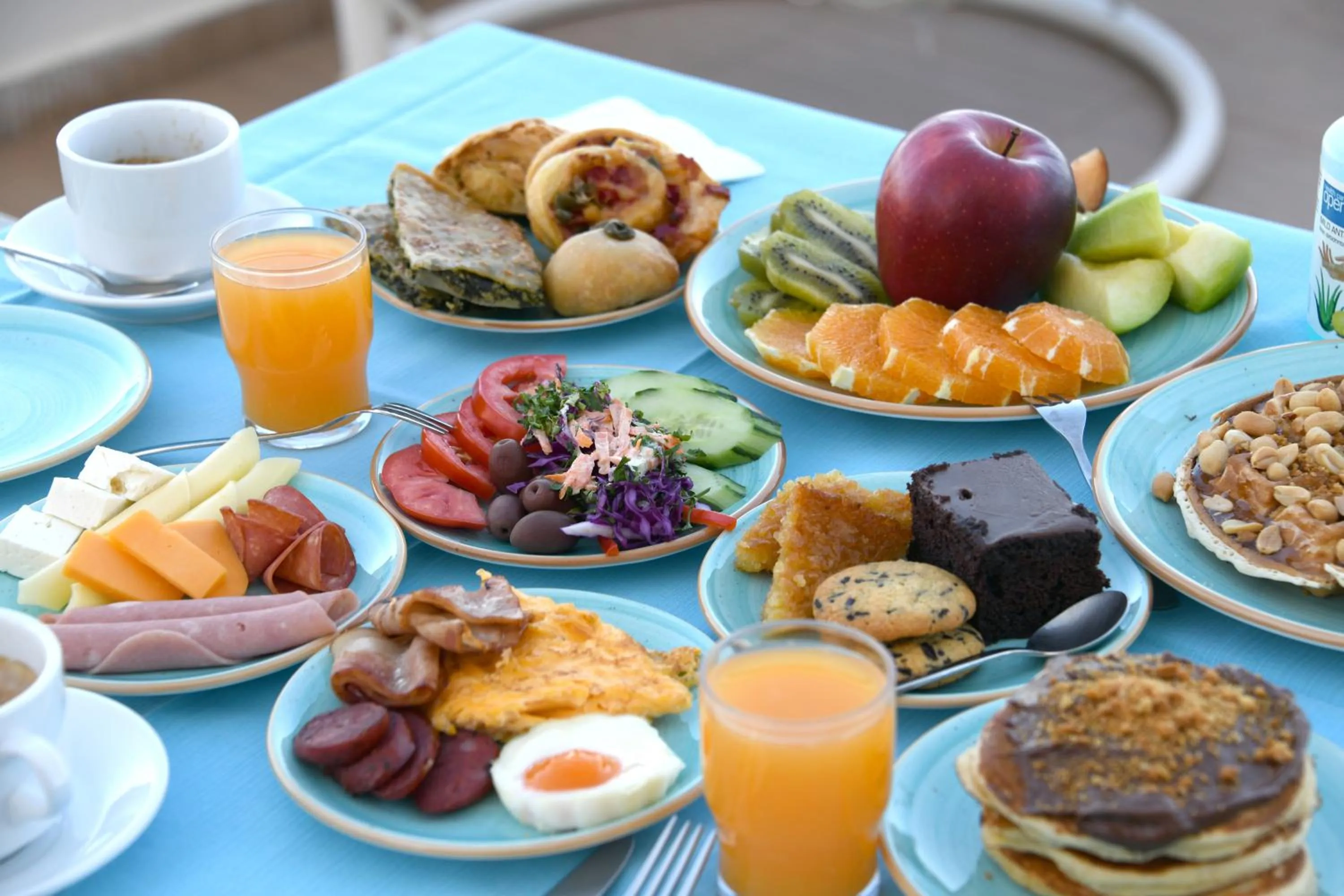 Restaurant/places to eat in Klinakis Beach Hotel