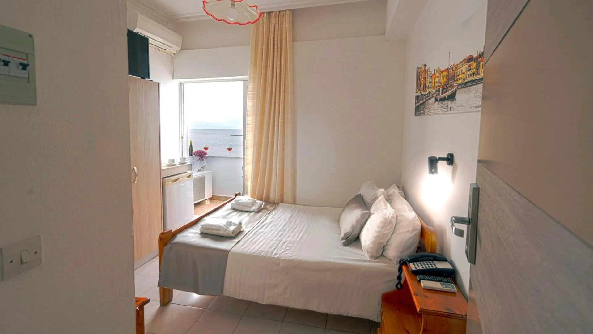 Bedroom, Bed in Klinakis Beach Hotel