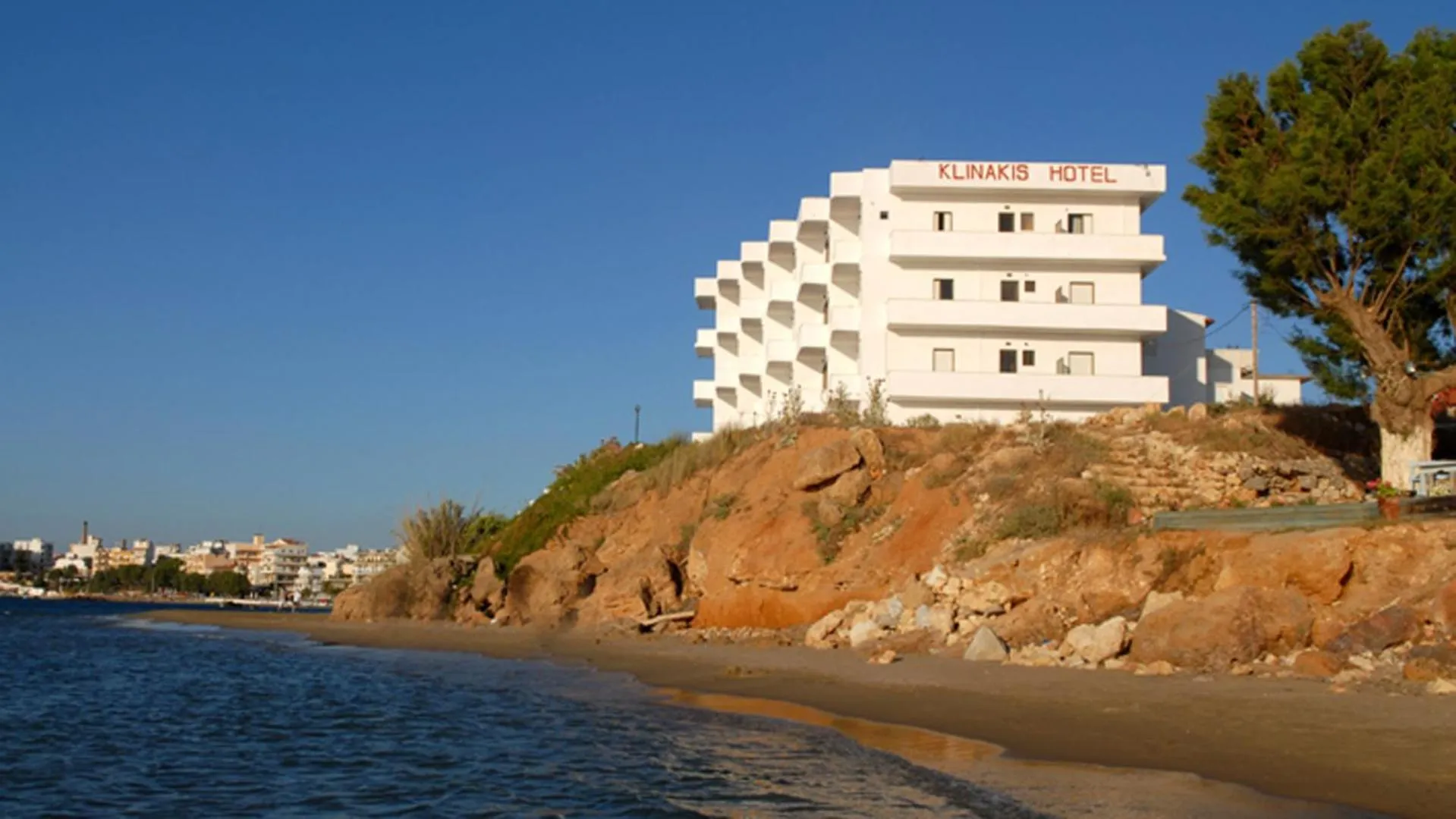 Property building in Klinakis Beach Hotel