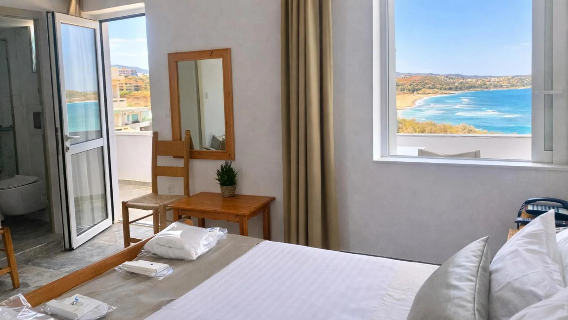 View (from property/room), Bed in Klinakis Beach Hotel