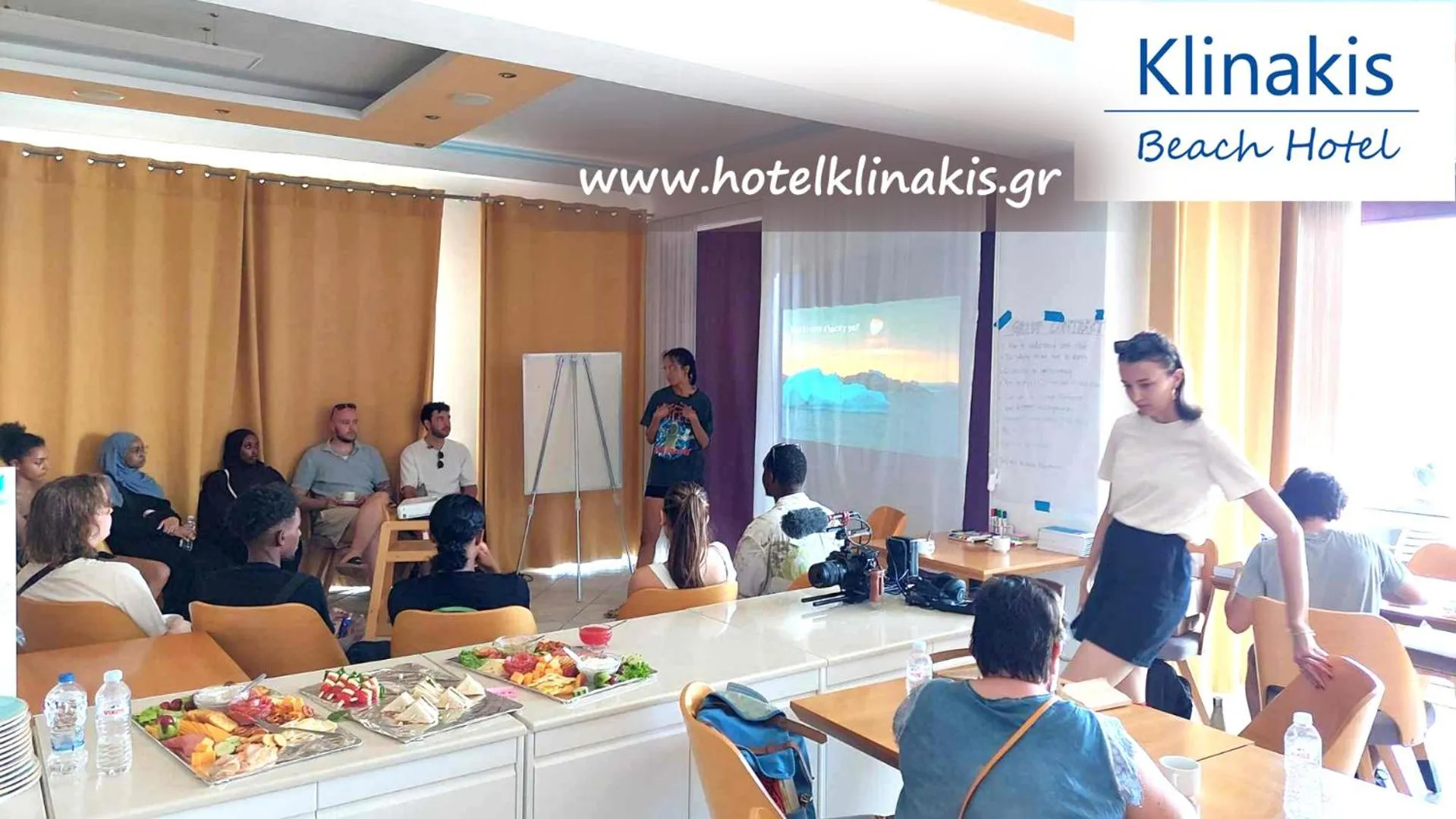 Lounge or bar in Klinakis Beach Hotel