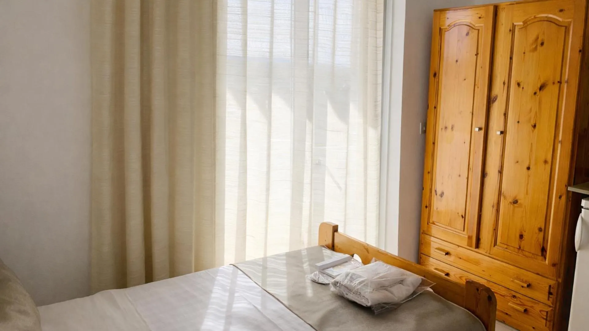 Bedroom, Bed in Klinakis Beach Hotel