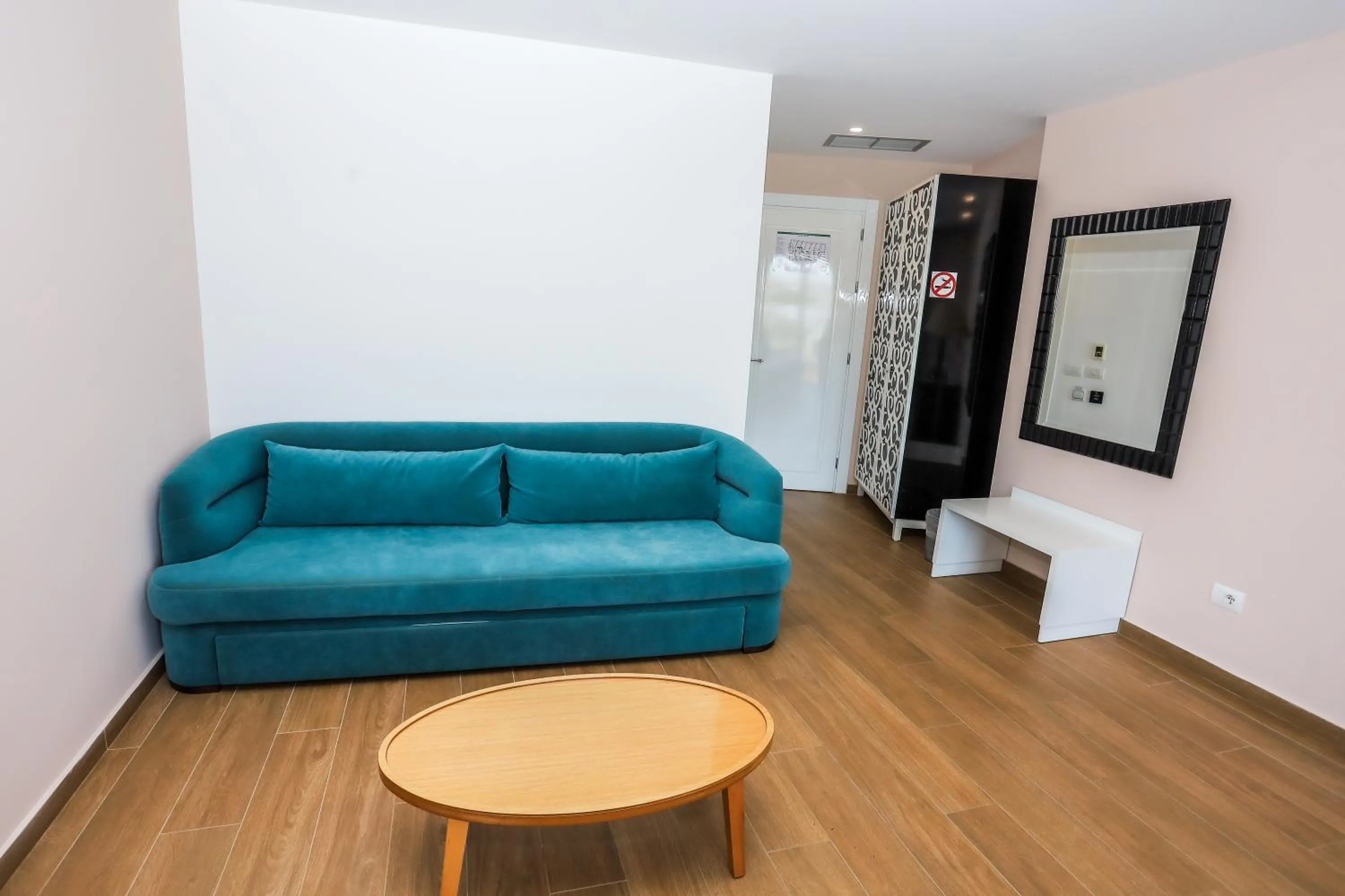 Seating area in Sole Luna Hotel