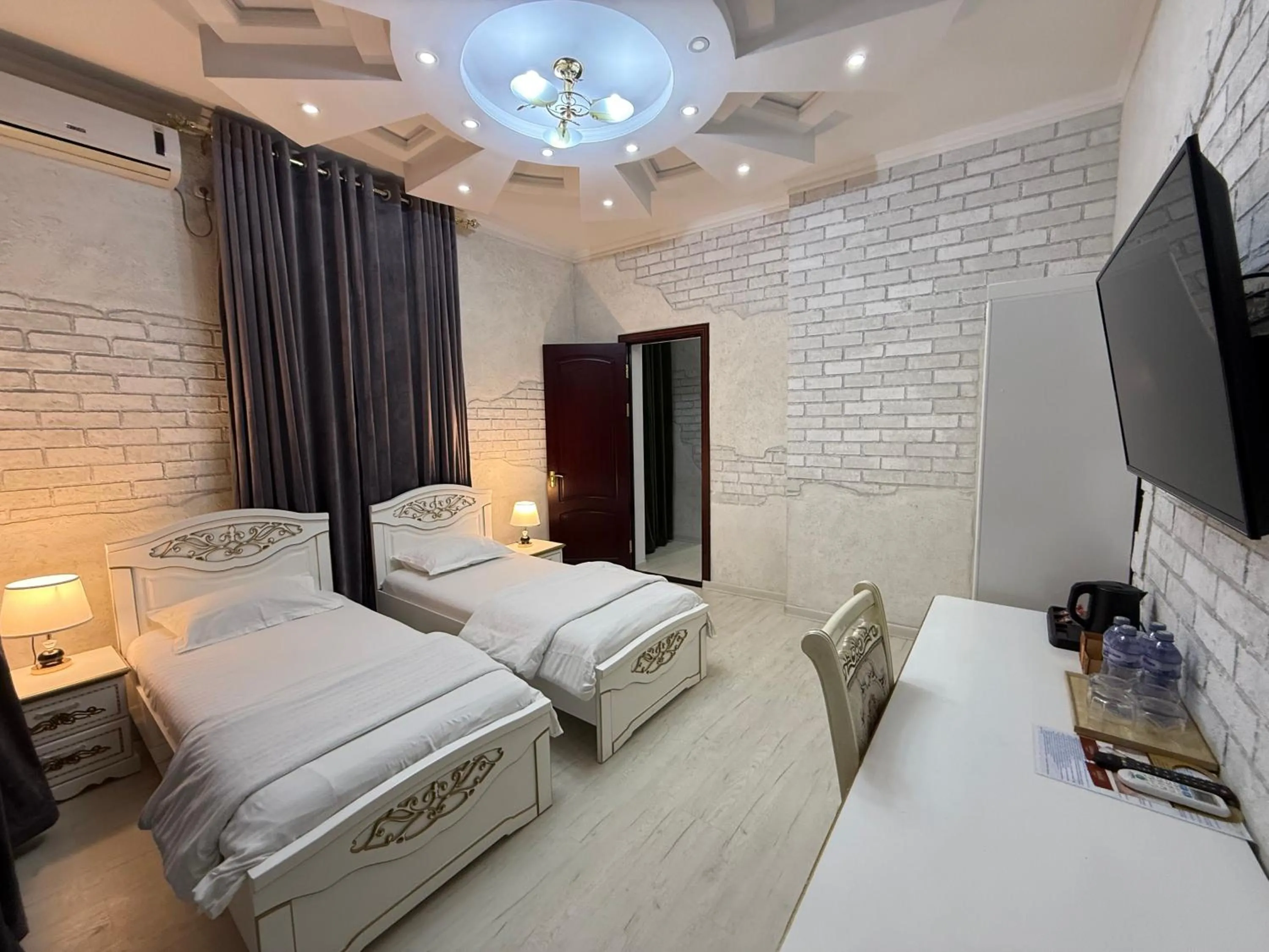 Superior Quadruple Room in Ideal Hotel