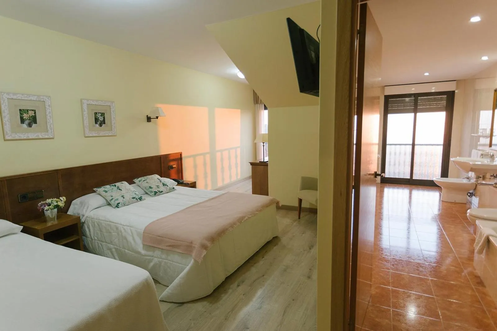 Bed in Hotel O Castro