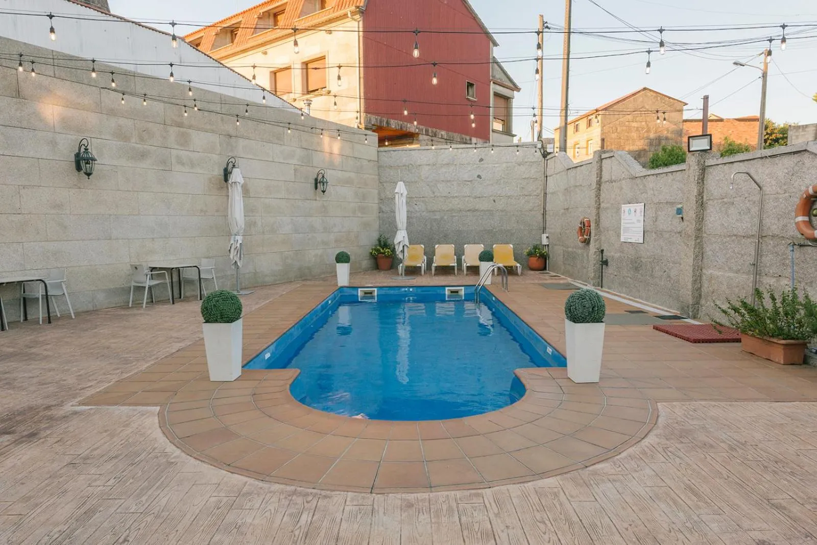 Swimming pool in Hotel O Castro