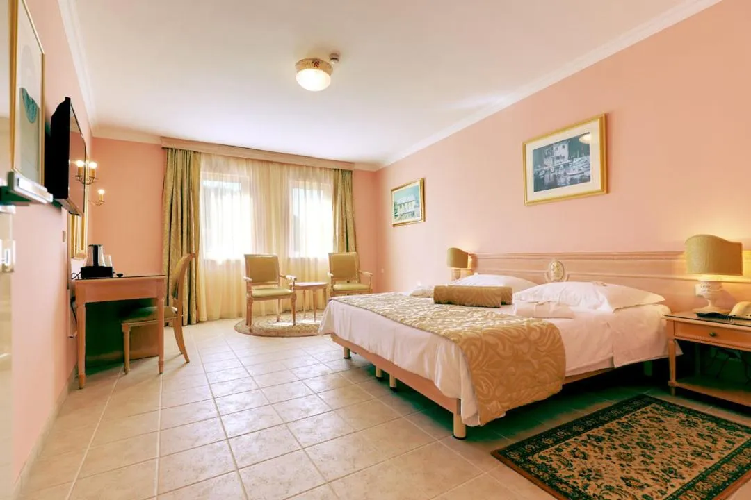 Marina Frapa Resort Rogoznica