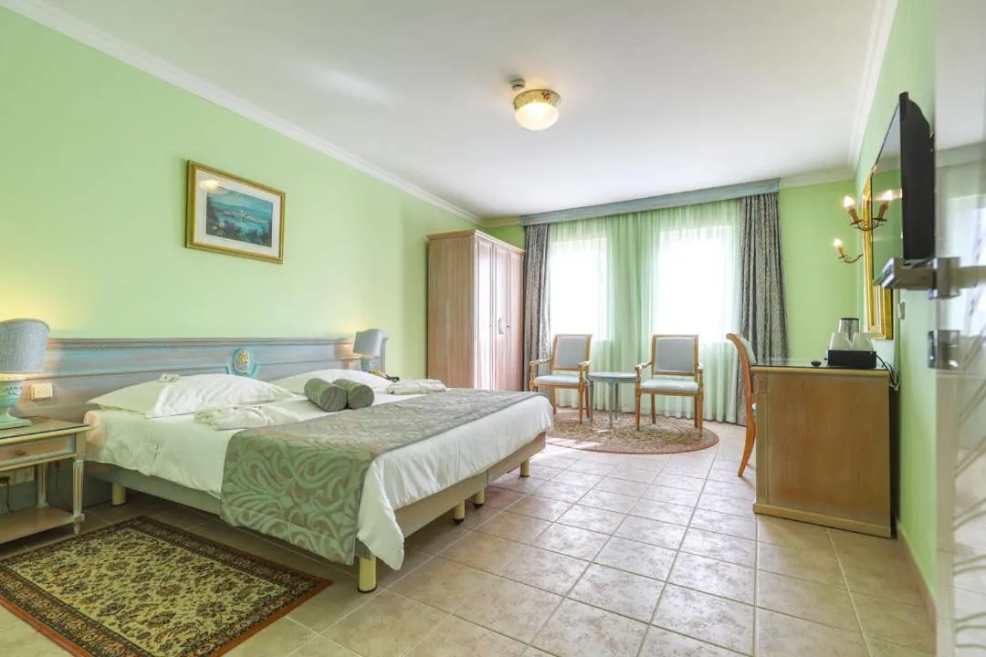 Marina Frapa Resort Rogoznica