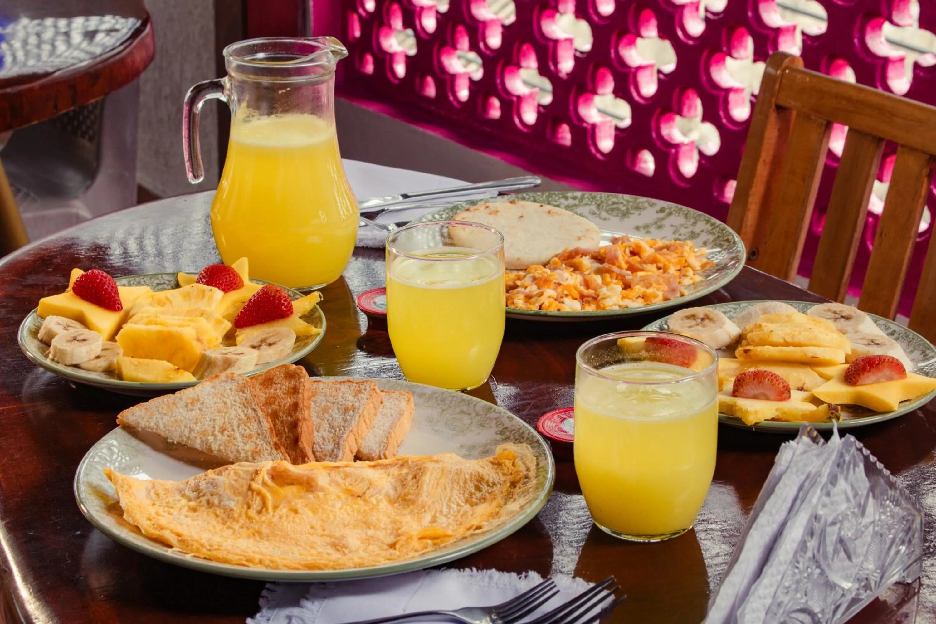 Restaurant/places to eat in Hotel Casa Centenario Getsemaní