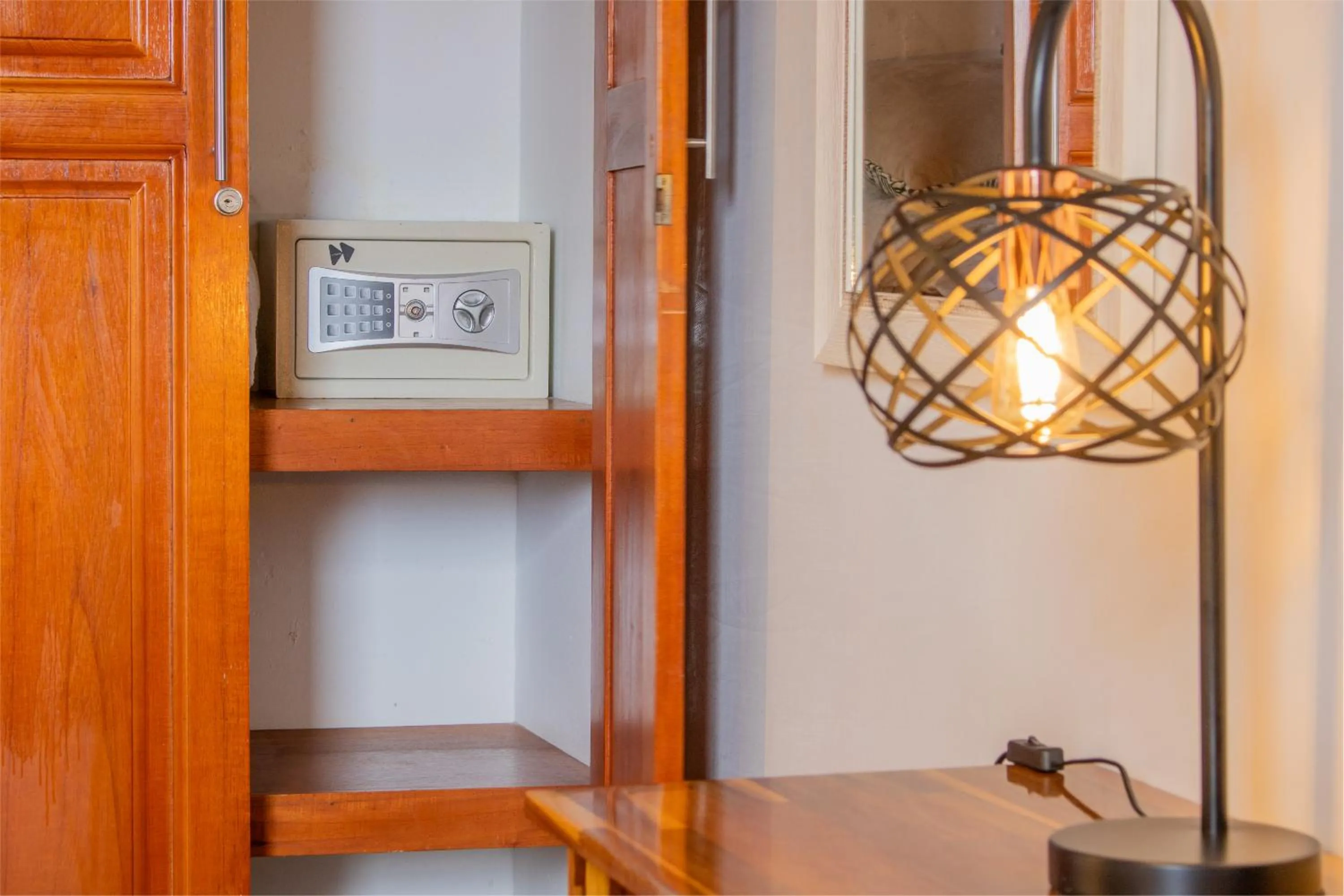 wardrobe in Hotel Casa Centenario Getsemaní