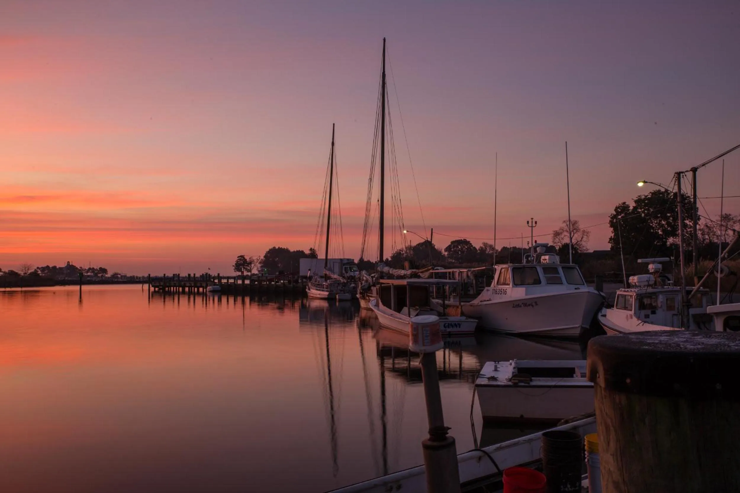 Fishing in Wylder Hotel - Tilghman Island