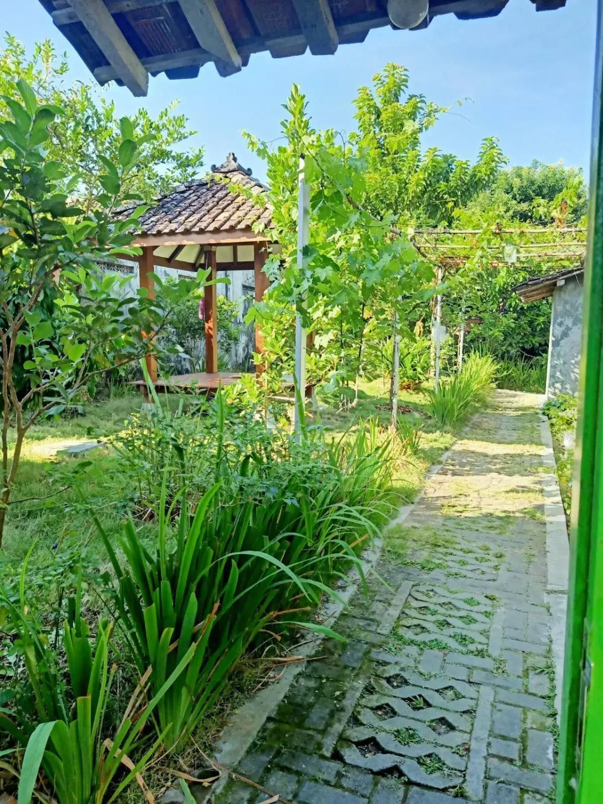 Family Room in Pendopo Kayuwanan Syariah Near Terminal Giwangan Family Room in Pendopo Kayuwanan Syariah Near Terminal Giwangan