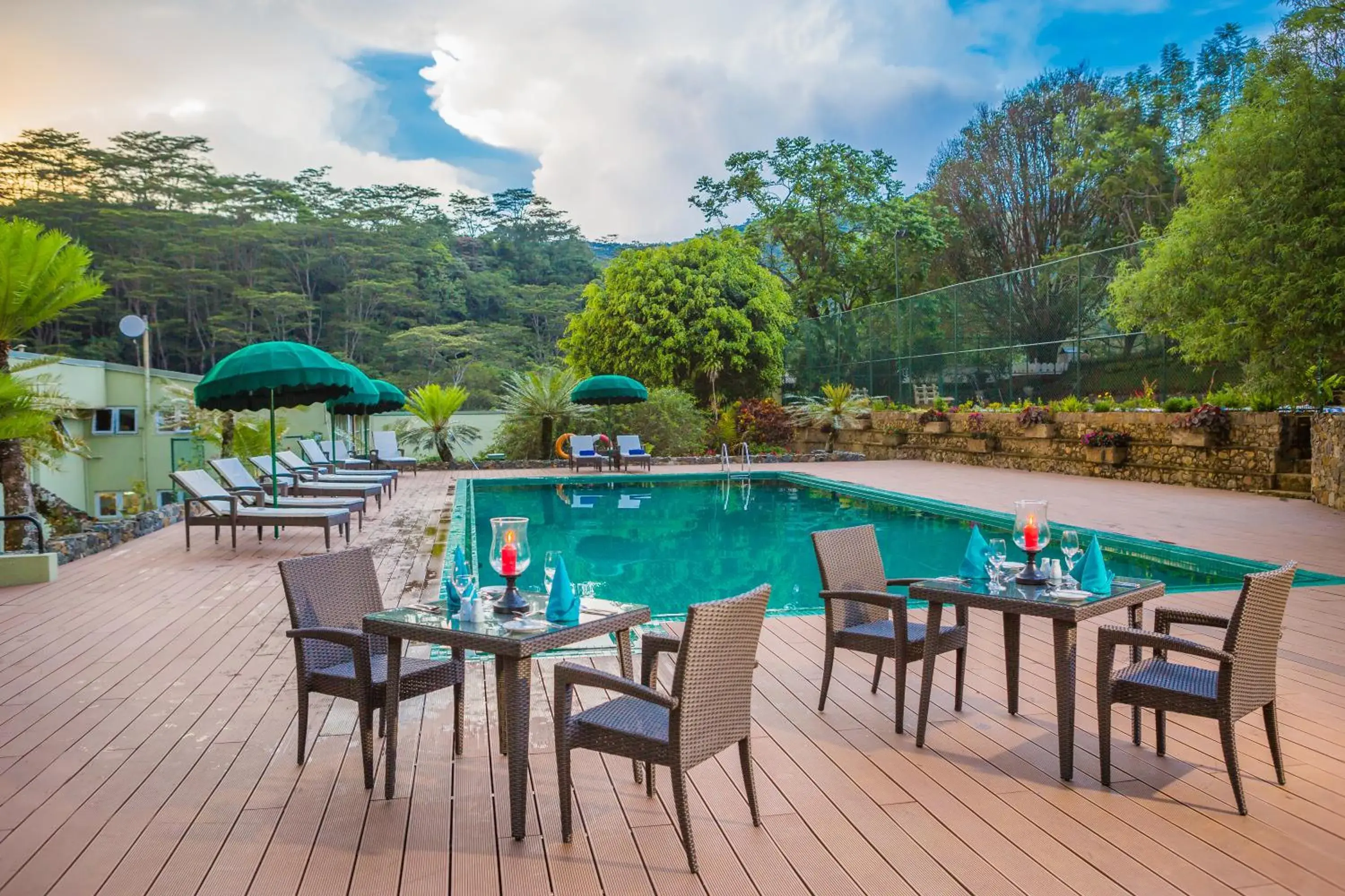 Swimming pool in Hunas Falls Swimming pool in Hunas Falls