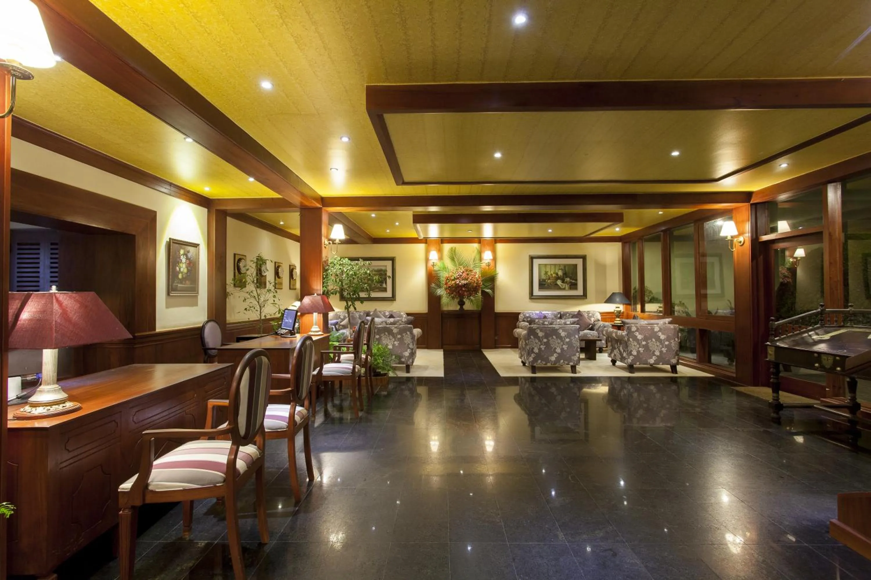 Lobby or reception in Hunas Falls