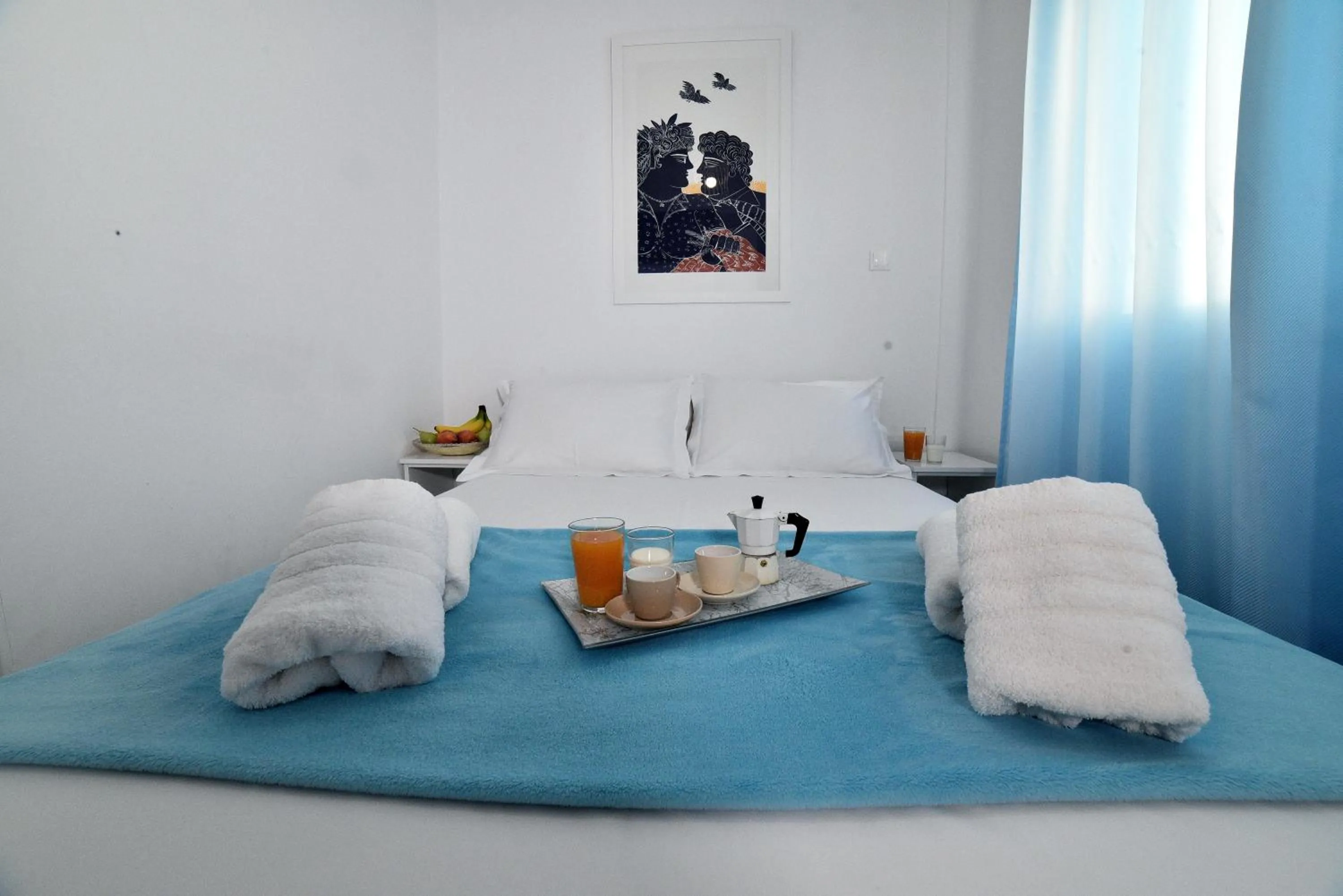 Photo of the whole room, Bed in Central Athens Studios