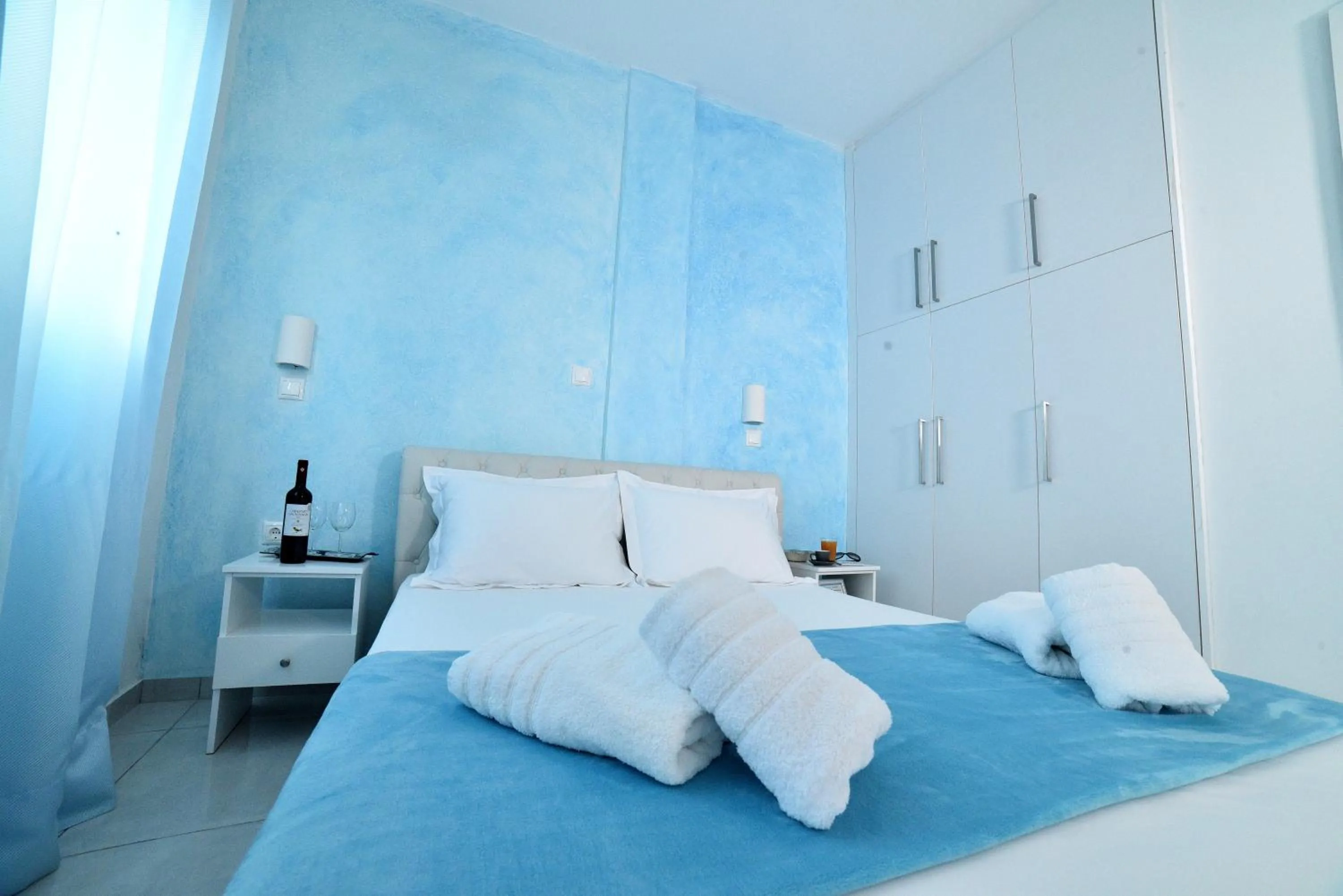 Bedroom, Bed in Central Athens Studios