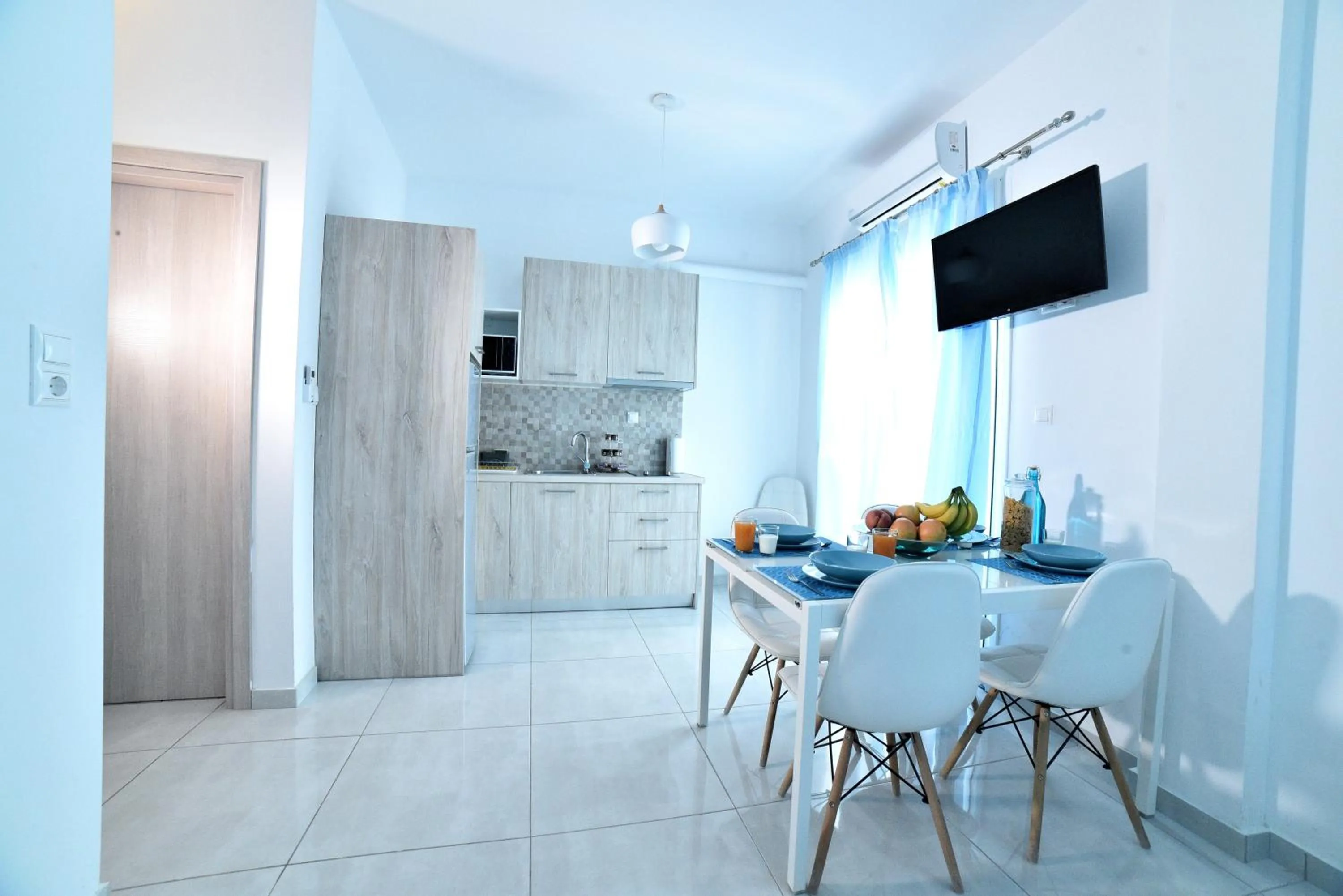 TV and multimedia in Central Athens Studios