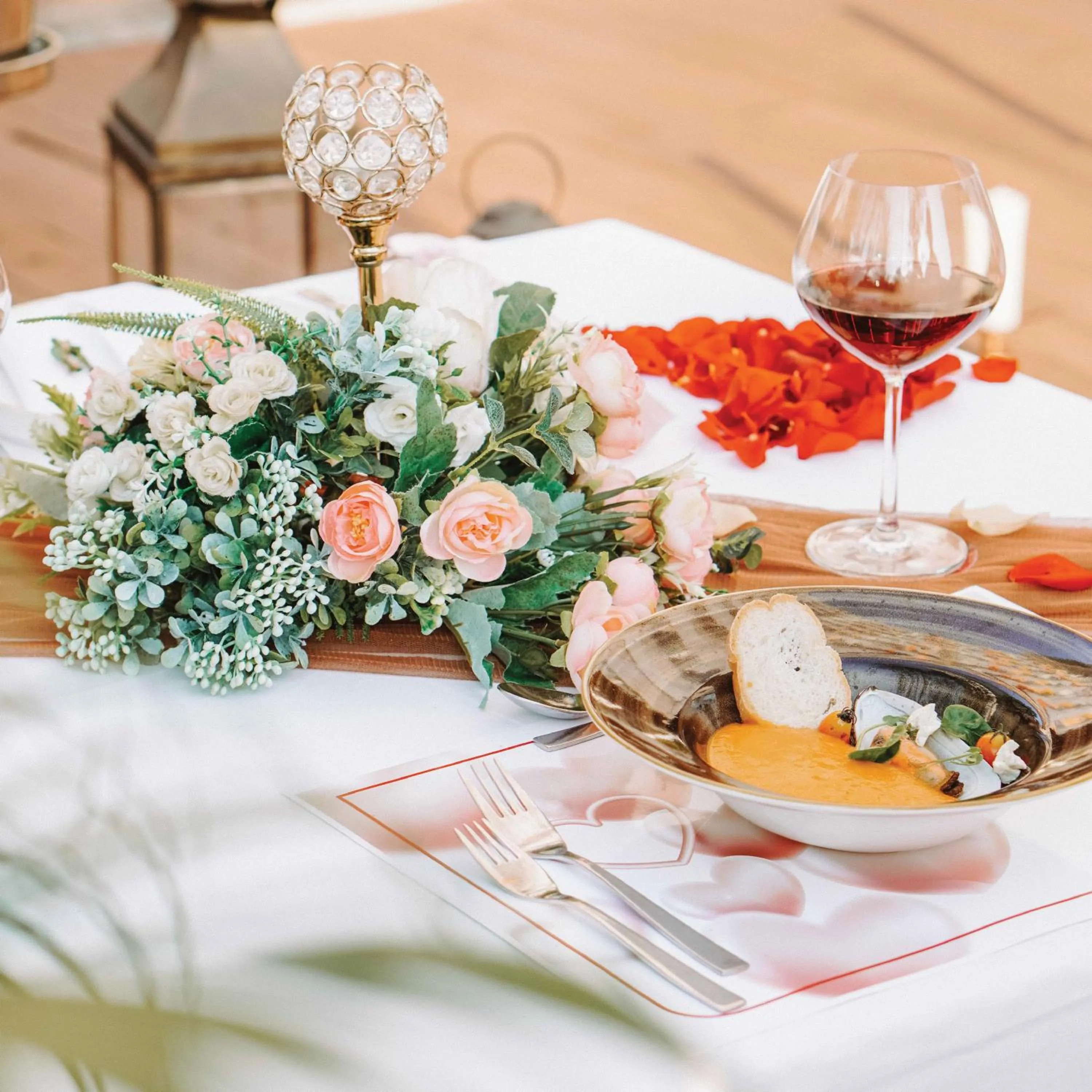 Food and drinks in HARRIS Hotel Batam Center